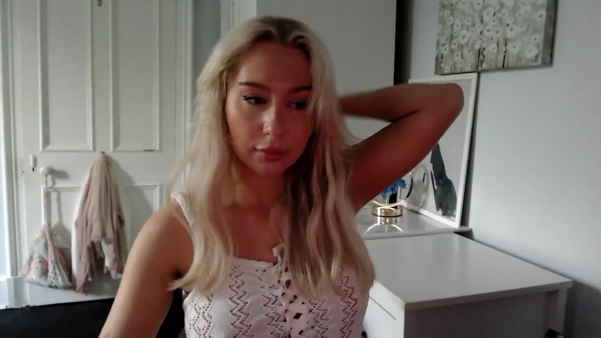Gallery image thumbnail from British_Cutie's myfreecams stream on, 06/17/2025, 19:30 image 12 of 20