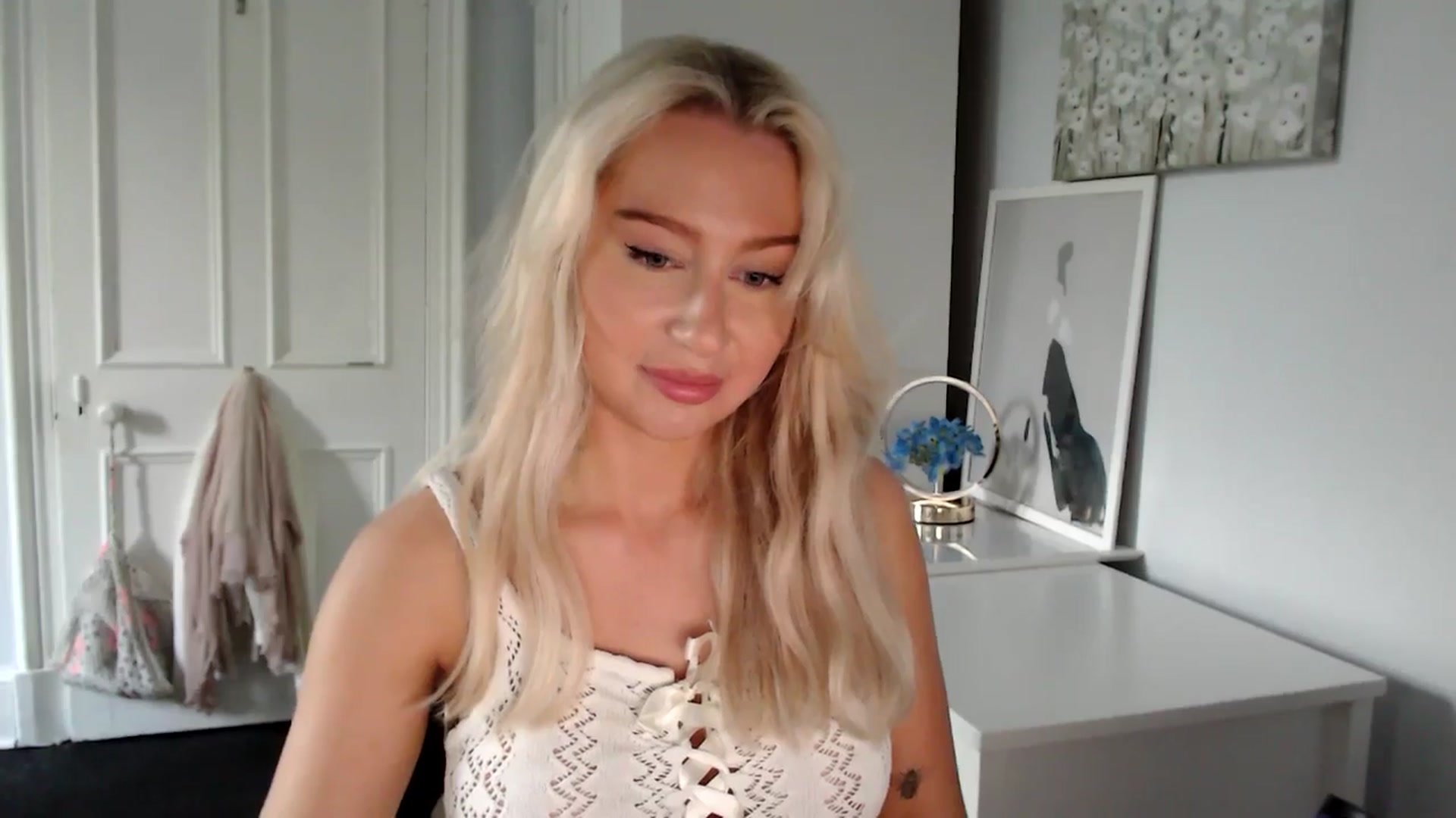 Gallery image thumbnail from British_Cutie's myfreecams stream on, 06/17/2025, 19:30 image 9 of 20