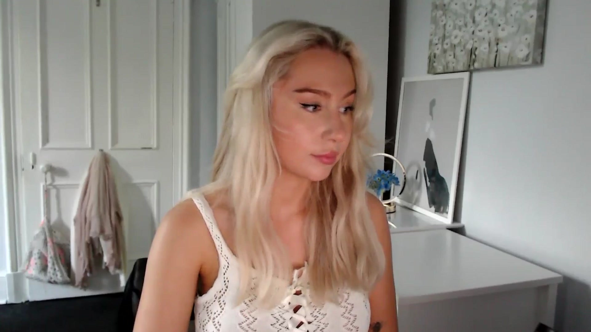 Gallery image thumbnail from British_Cutie's myfreecams stream on, 06/17/2025, 19:30 image 8 of 20