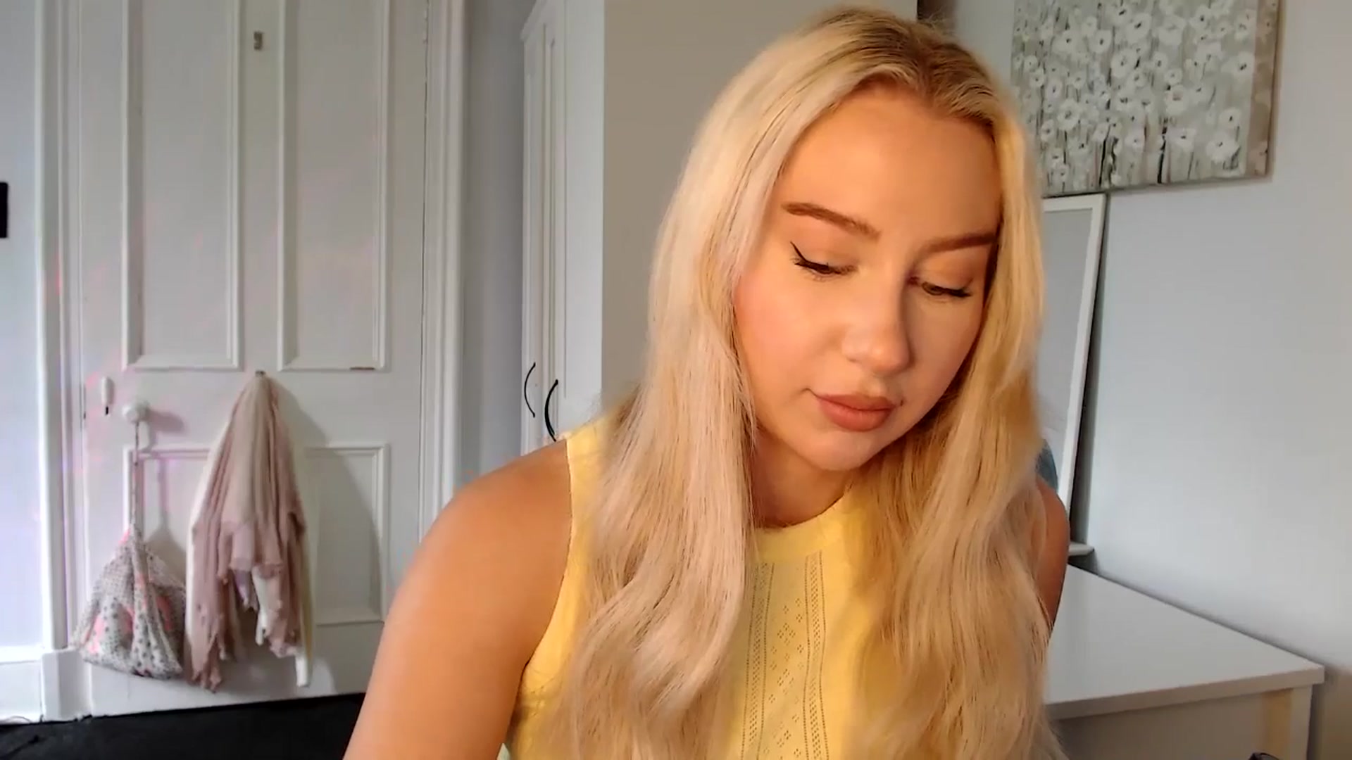 Gallery image thumbnail from British_Cutie's myfreecams stream on, 06/18/2025, 11:01 image 13 of 20