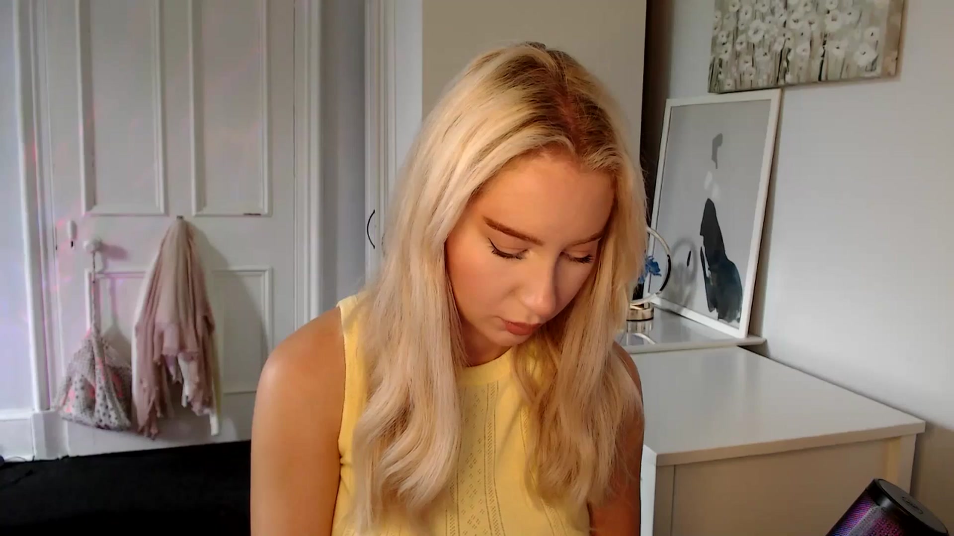 Gallery image thumbnail from British_Cutie's myfreecams stream on, 06/18/2025, 11:01 image 2 of 20