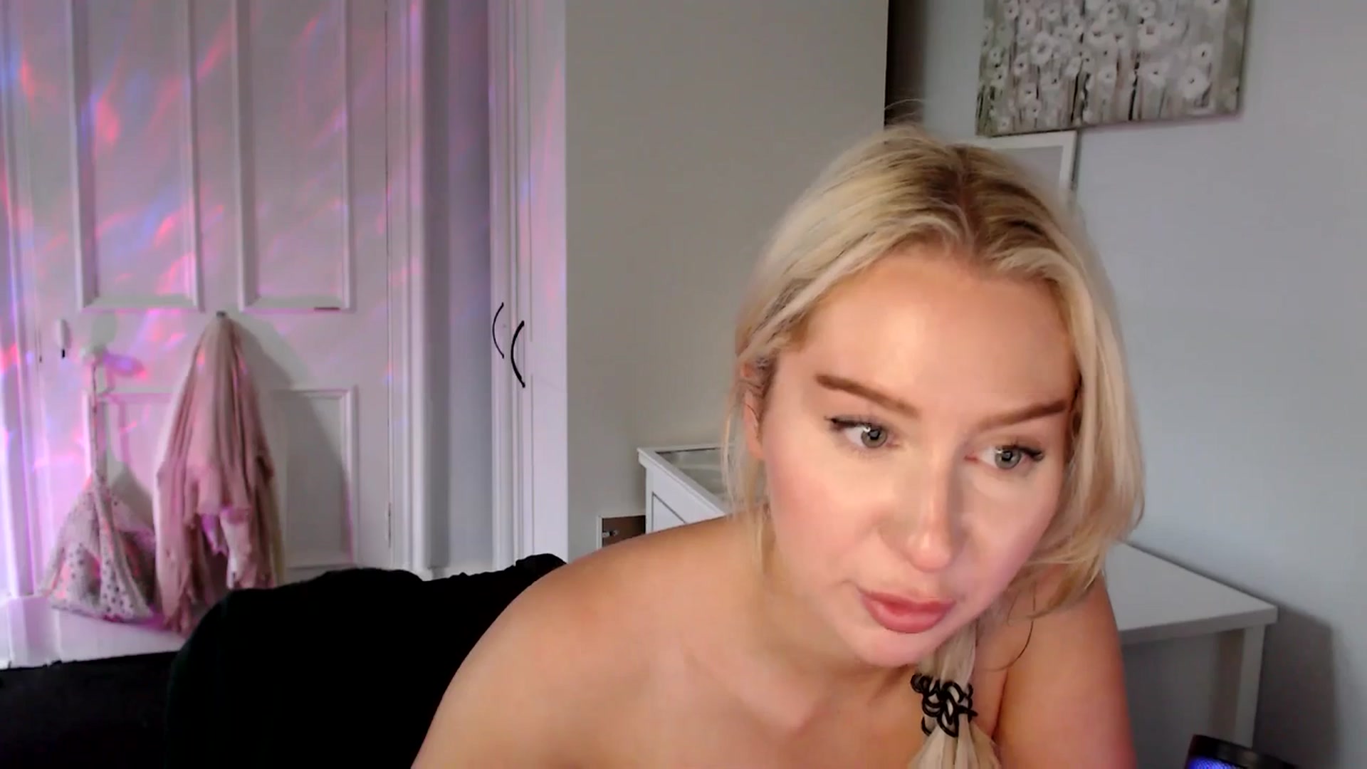 Gallery image thumbnail from British_Cutie's myfreecams stream on, 06/18/2025, 18:48 image 20 of 20