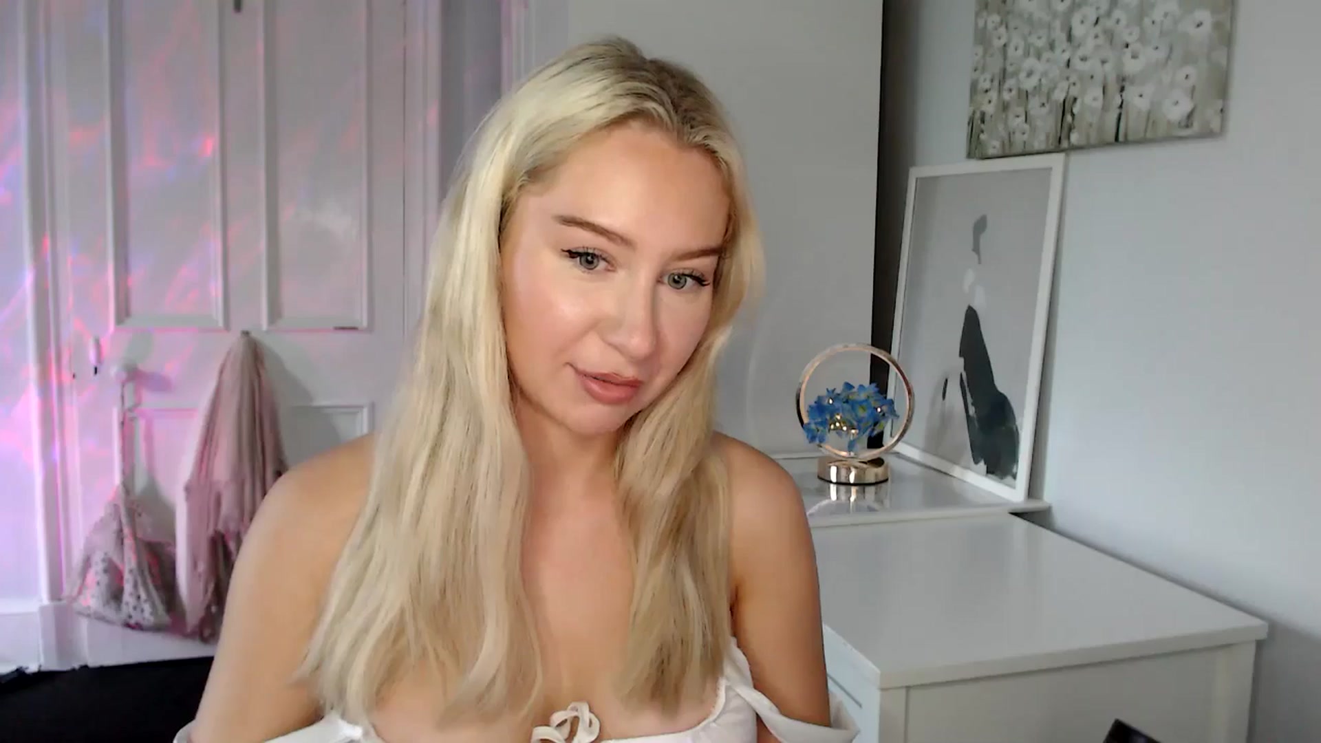 Gallery image thumbnail from British_Cutie's myfreecams stream on, 06/20/2025, 18:11 image 20 of 20
