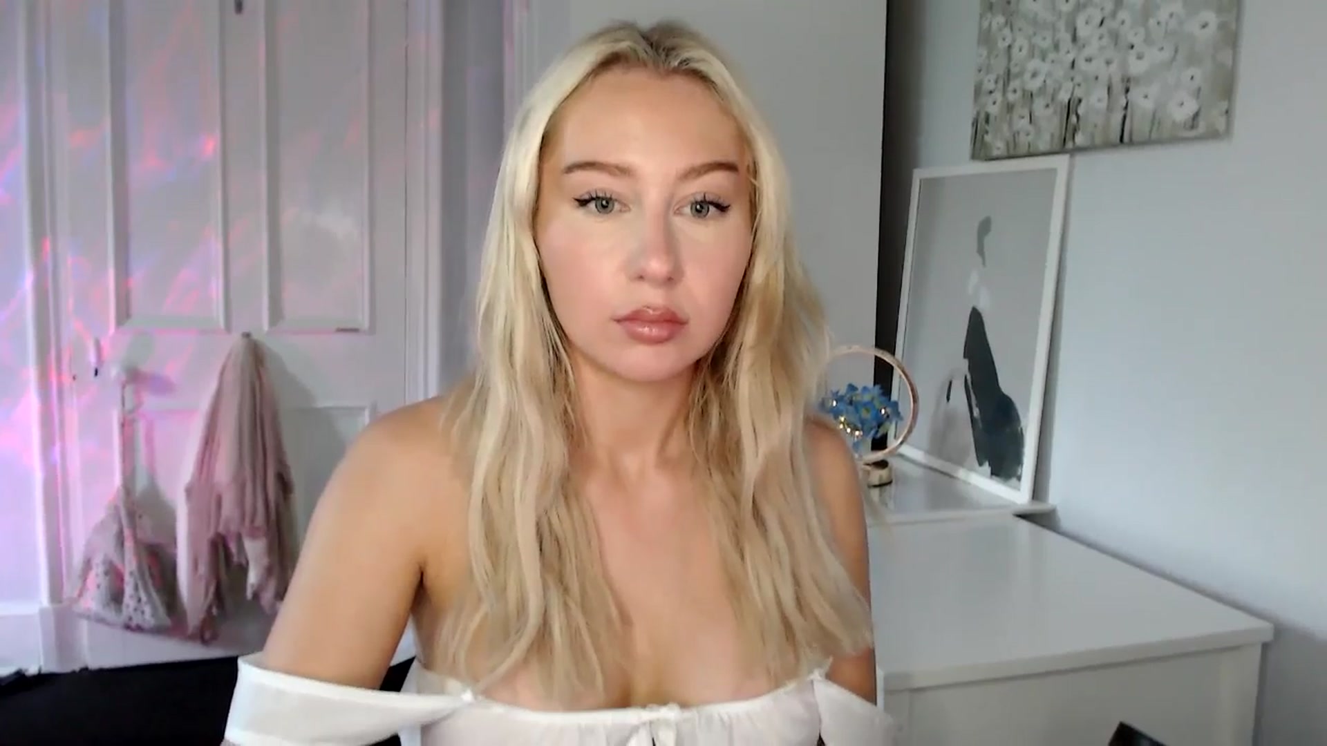 Gallery image thumbnail from British_Cutie's myfreecams stream on, 06/20/2025, 18:11 image 12 of 20
