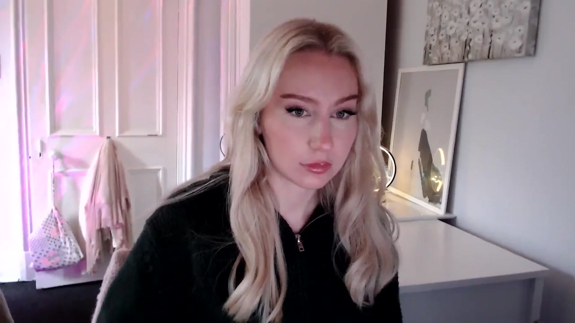 Gallery image thumbnail from British_Cutie's myfreecams stream on, 06/27/2025, 18:20 image 16 of 20