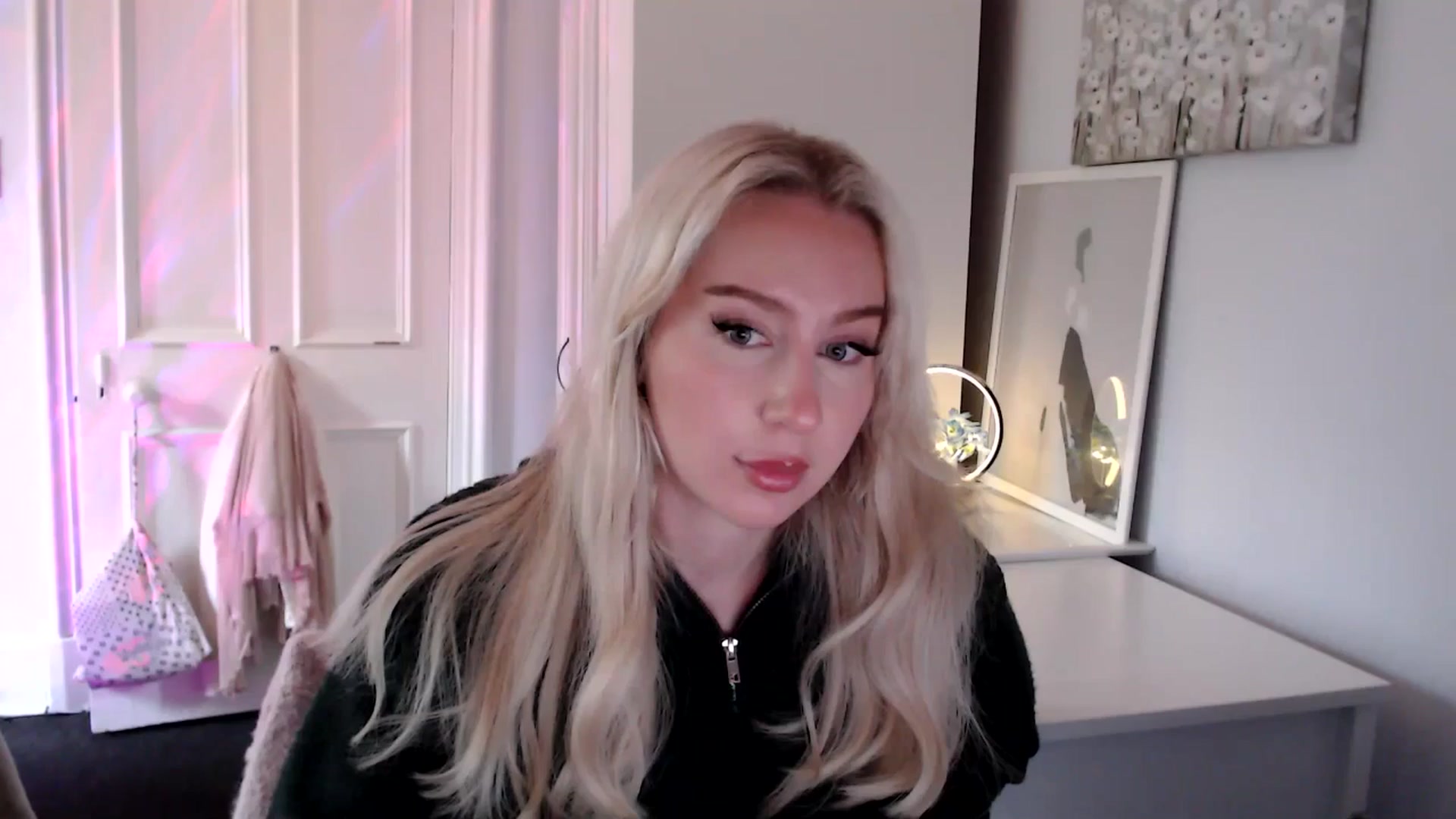Gallery image thumbnail from British_Cutie's myfreecams stream on, 06/27/2025, 18:20 image 1 of 20