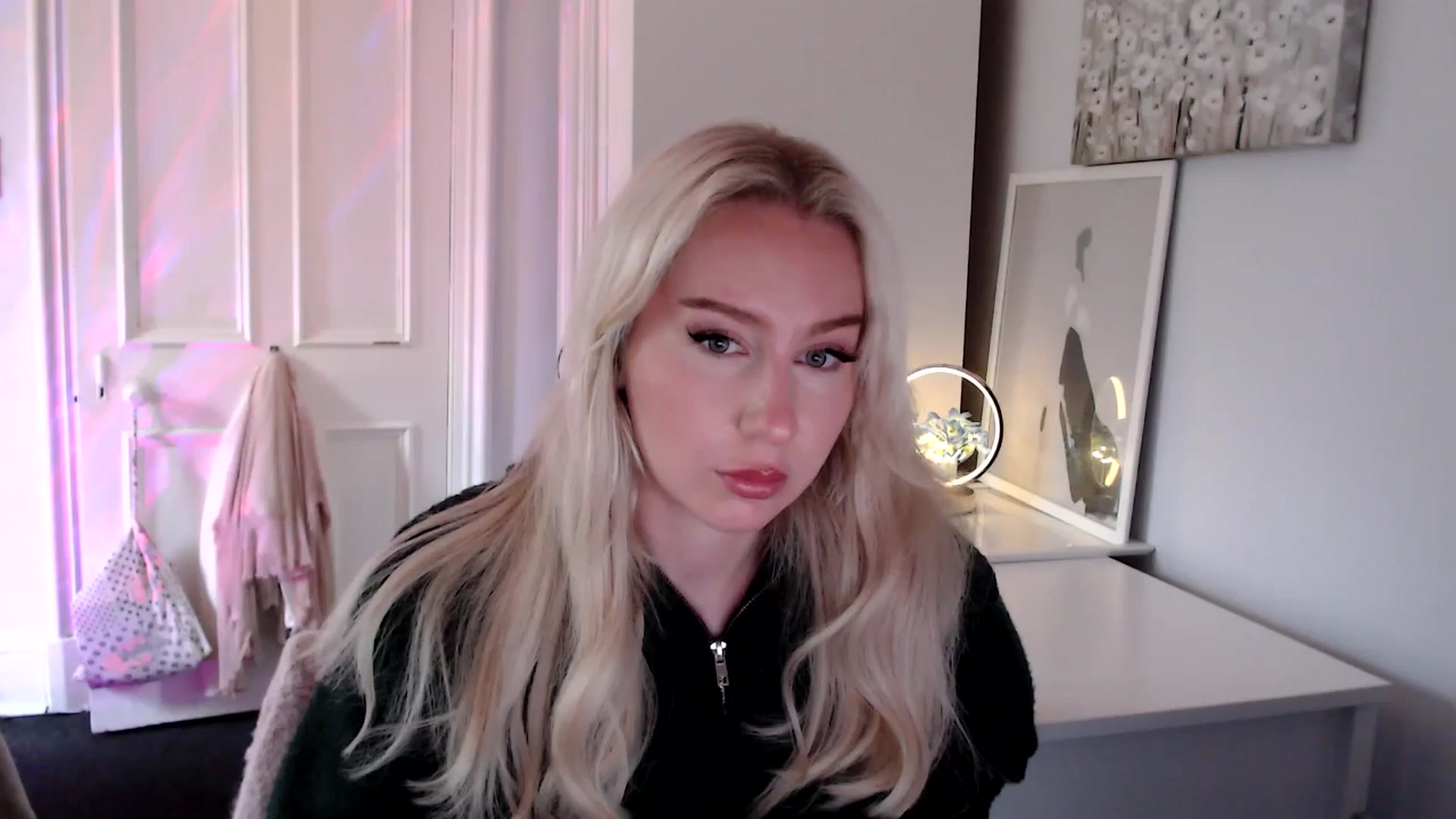 Gallery image thumbnail from British_Cutie's myfreecams stream on, 06/27/2025, 18:20 image 3 of 20