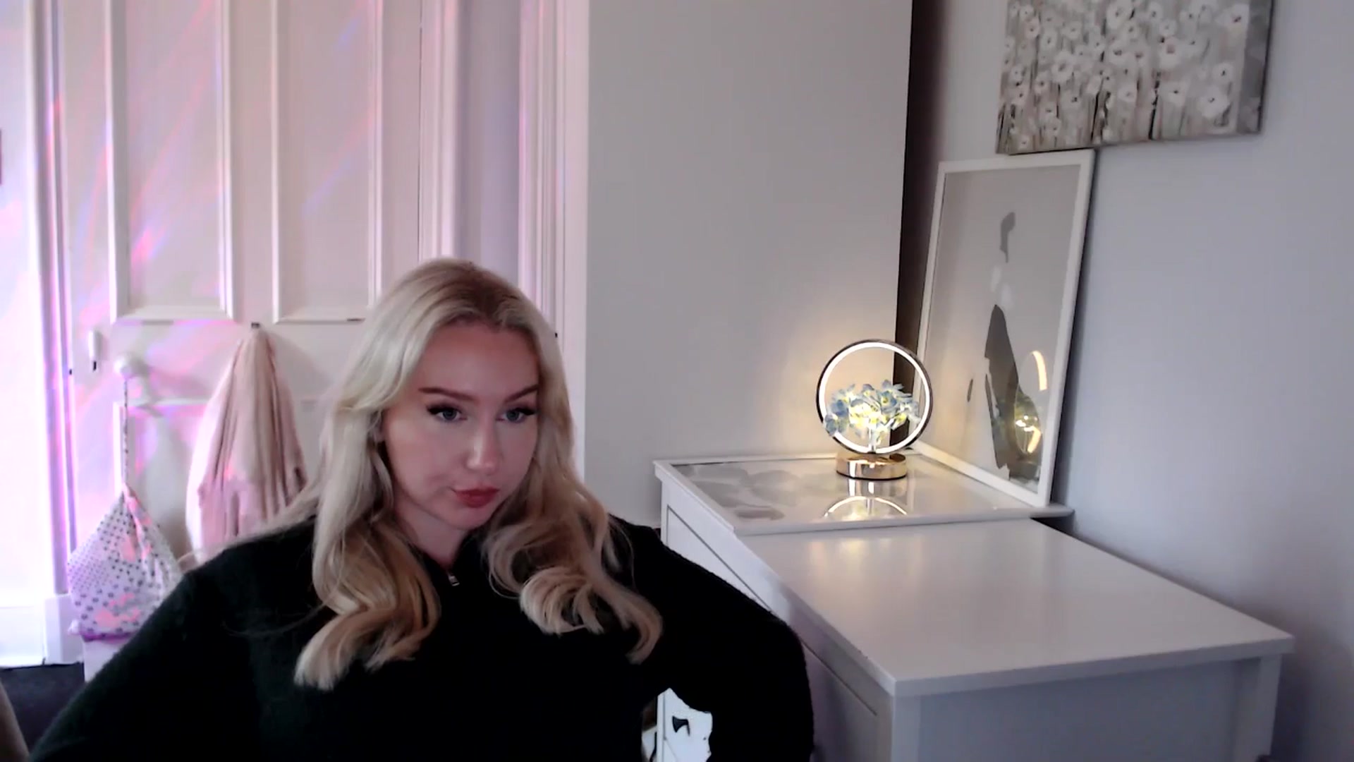 Gallery image thumbnail from British_Cutie's myfreecams stream on, 06/27/2025, 18:20 image 19 of 20