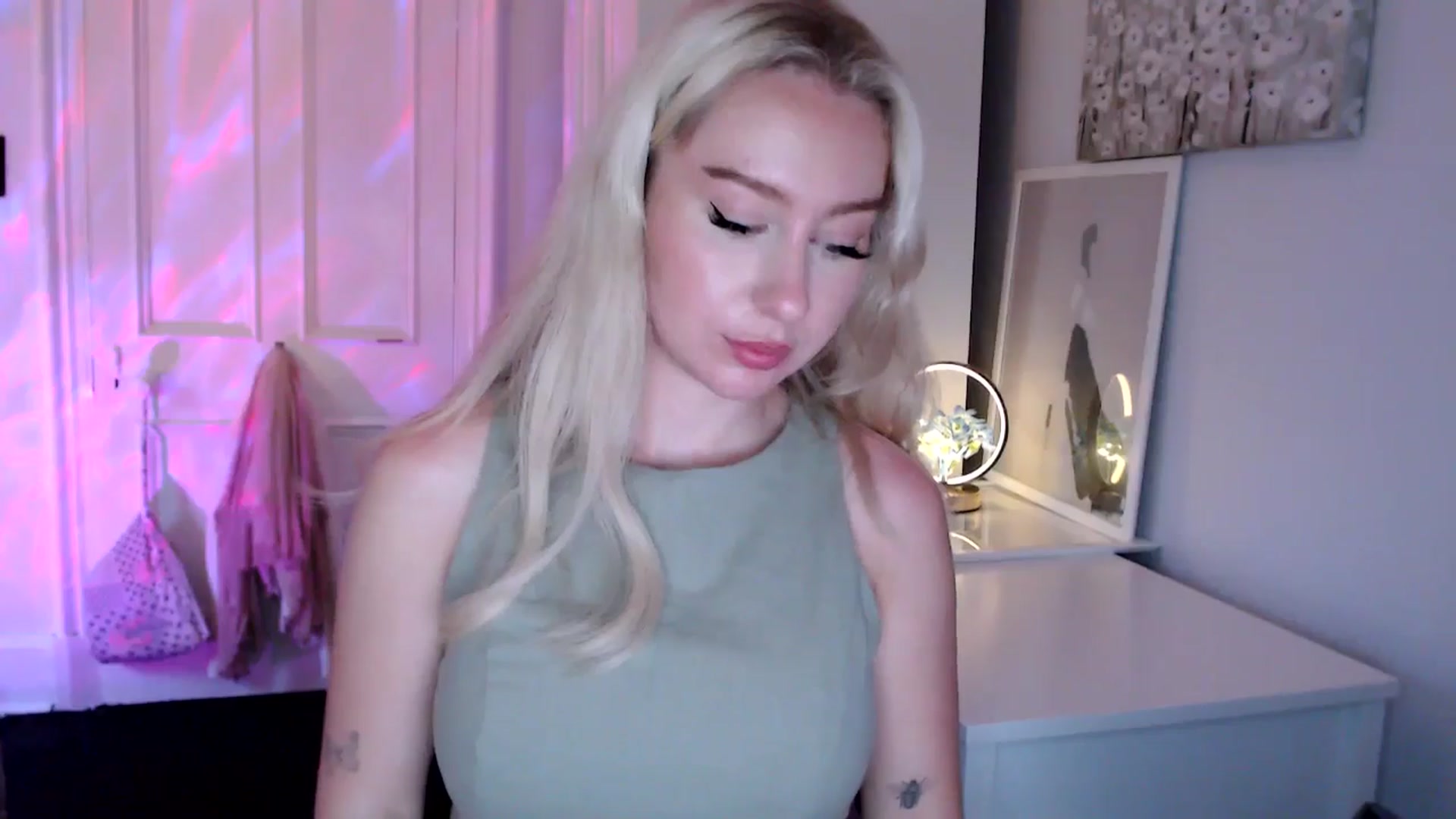 Gallery image thumbnail from British_Cutie's myfreecams stream on, 06/27/2025, 20:10 image 20 of 20