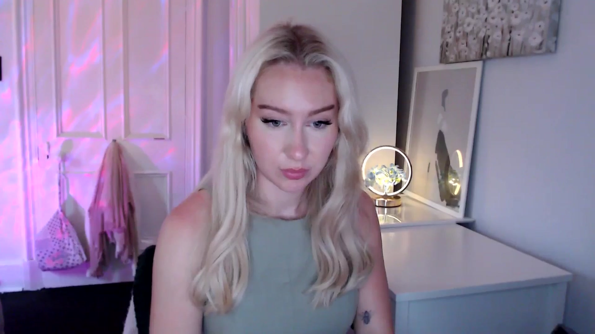 Gallery image thumbnail from British_Cutie's myfreecams stream on, 06/27/2025, 20:10 image 9 of 20