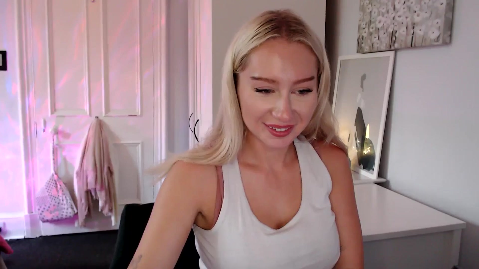 Gallery image thumbnail from British_Cutie's myfreecams stream on, 06/28/2025, 20:08 image 9 of 20