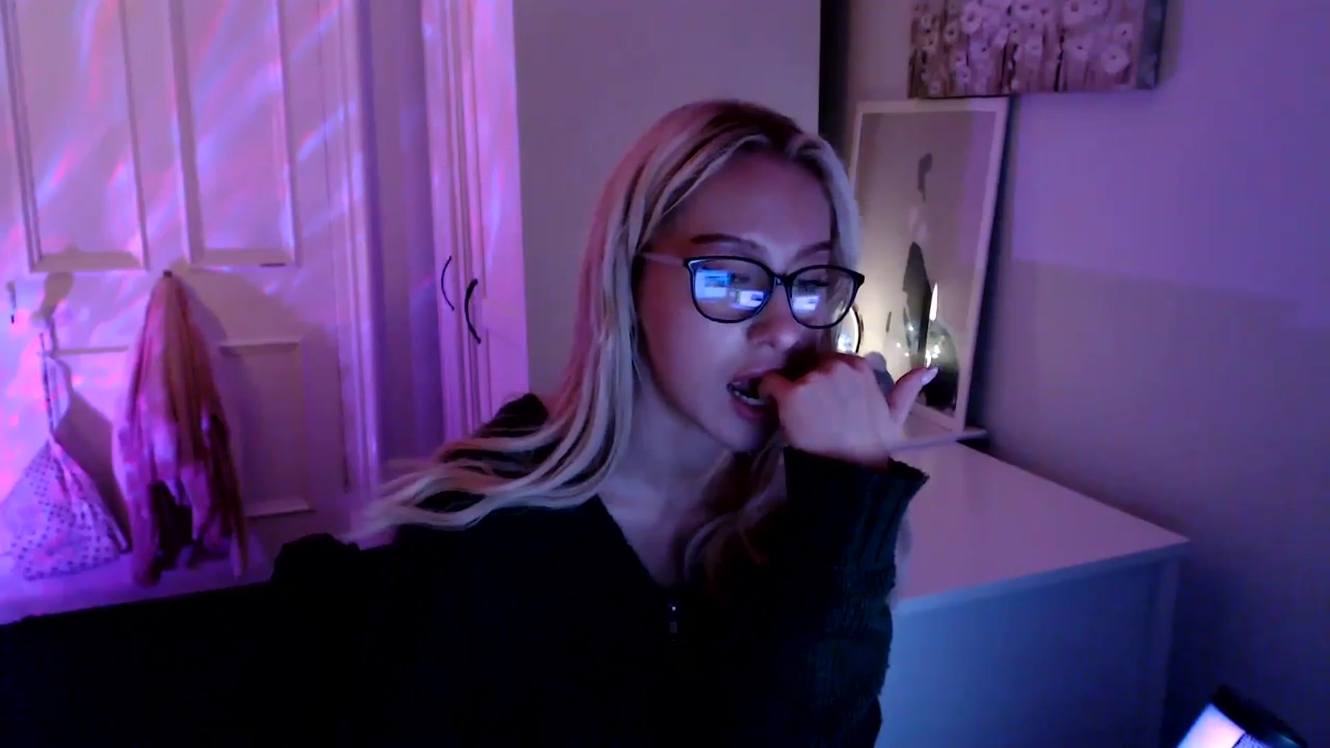 Gallery image thumbnail from British_Cutie's myfreecams stream on, 06/28/2025, 22:35 image 16 of 20