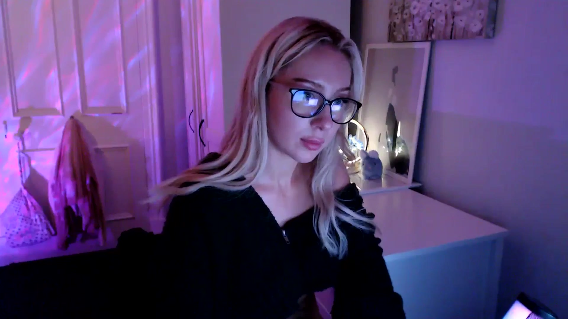 Gallery image thumbnail from British_Cutie's myfreecams stream on, 06/28/2025, 22:35 image 15 of 20