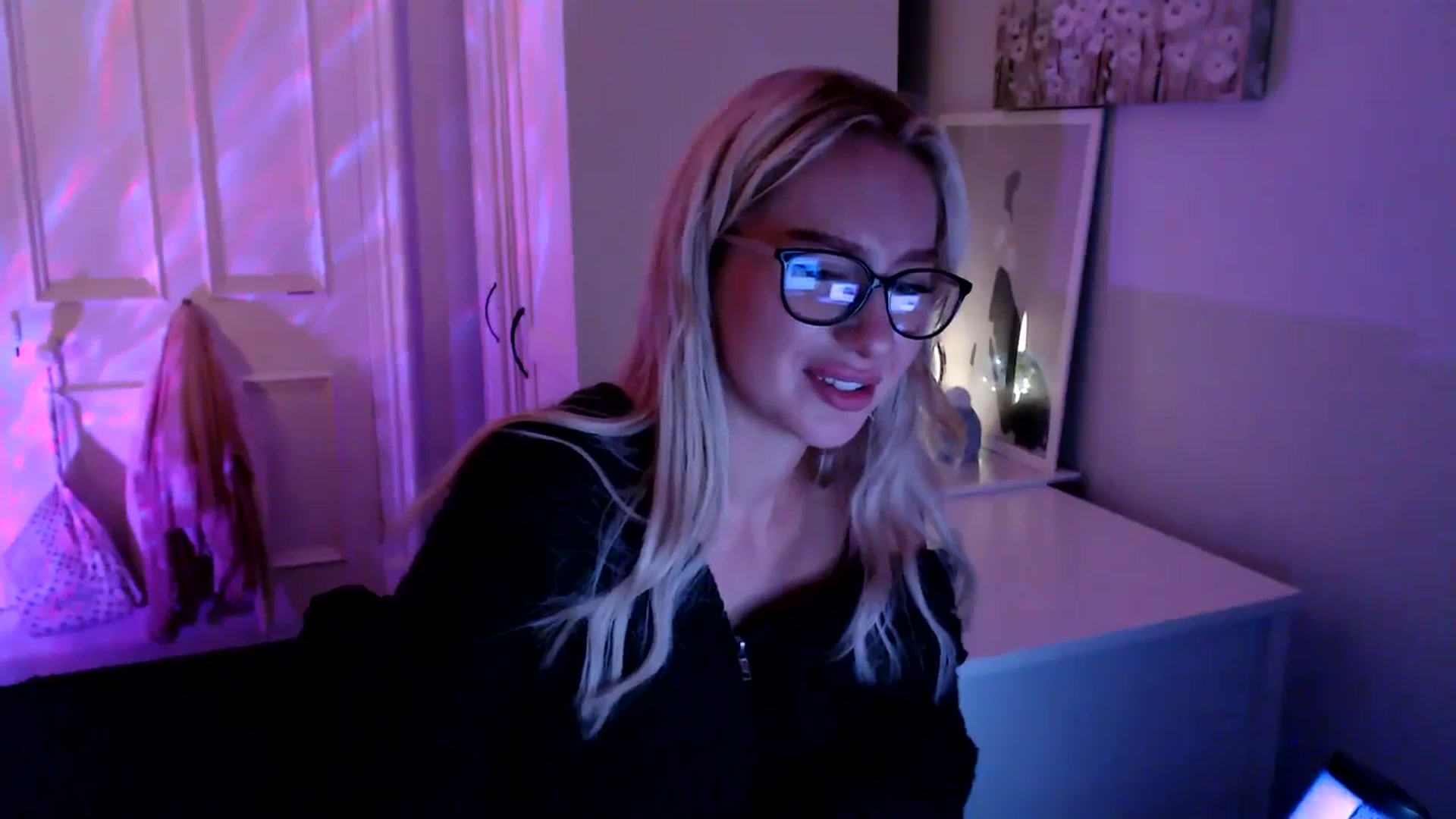 Gallery image thumbnail from British_Cutie's myfreecams stream on, 06/28/2025, 22:35 image 17 of 20