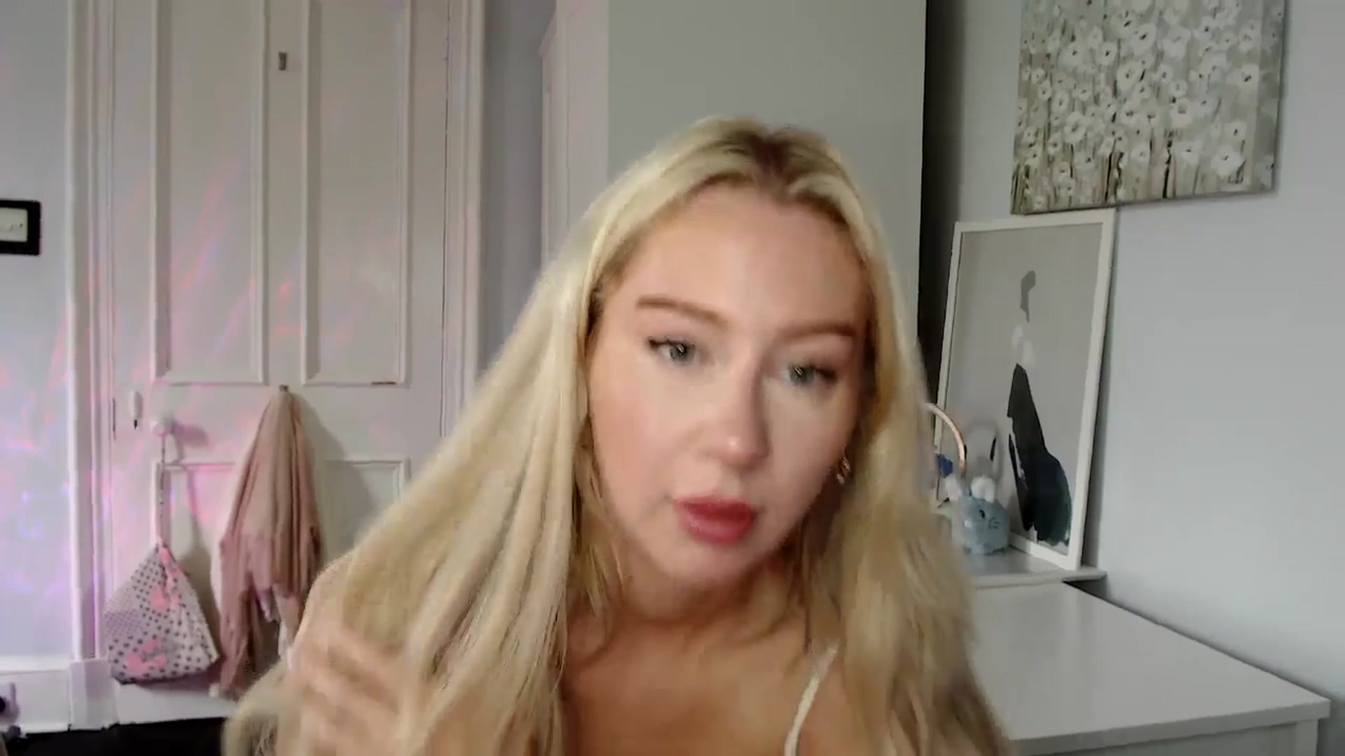 Gallery image thumbnail from British_Cutie's myfreecams stream on, 06/30/2025, 13:03 image 2 of 20