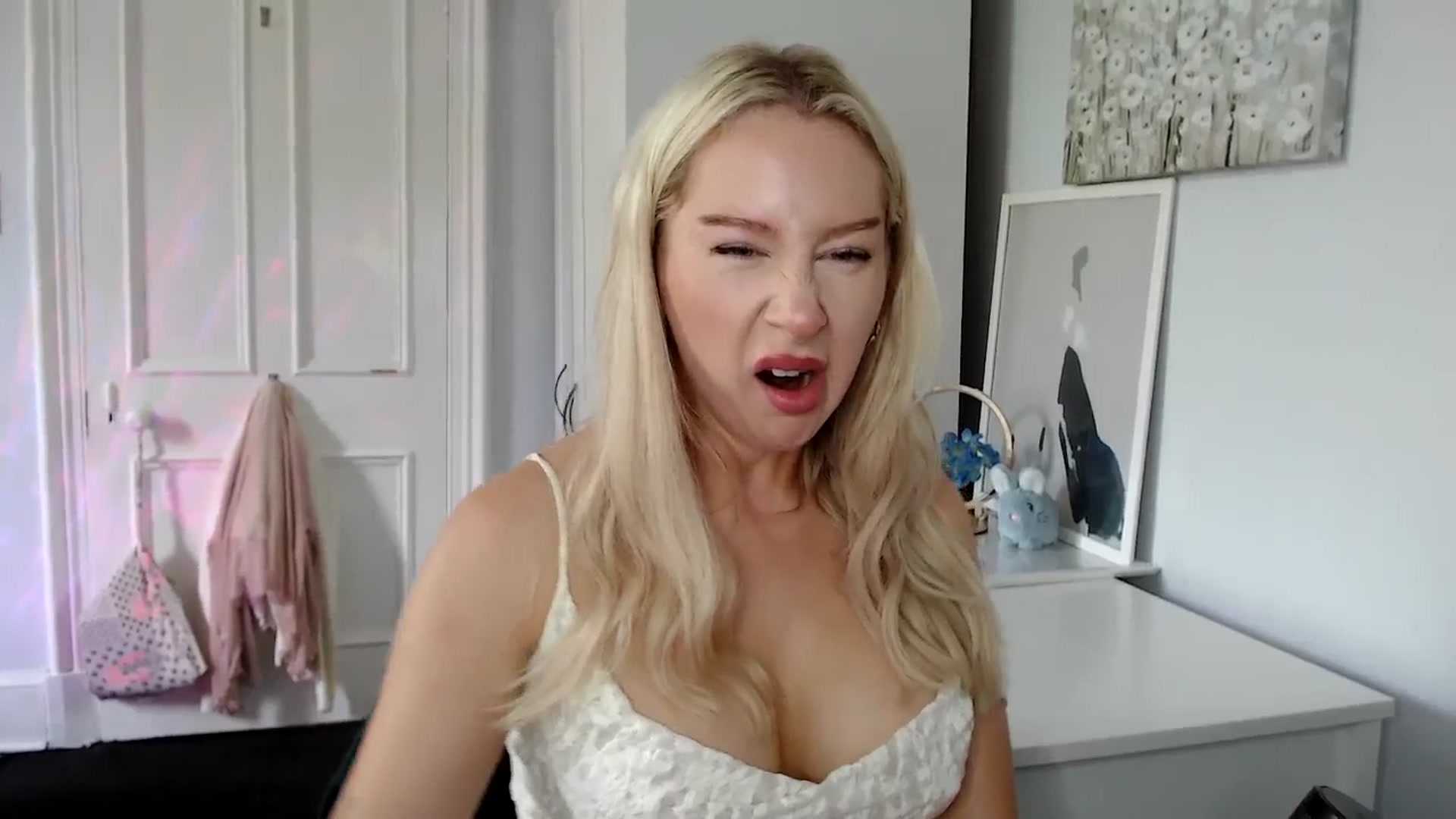 Gallery image thumbnail from British_Cutie's myfreecams stream on, 06/30/2025, 13:03 image 14 of 20