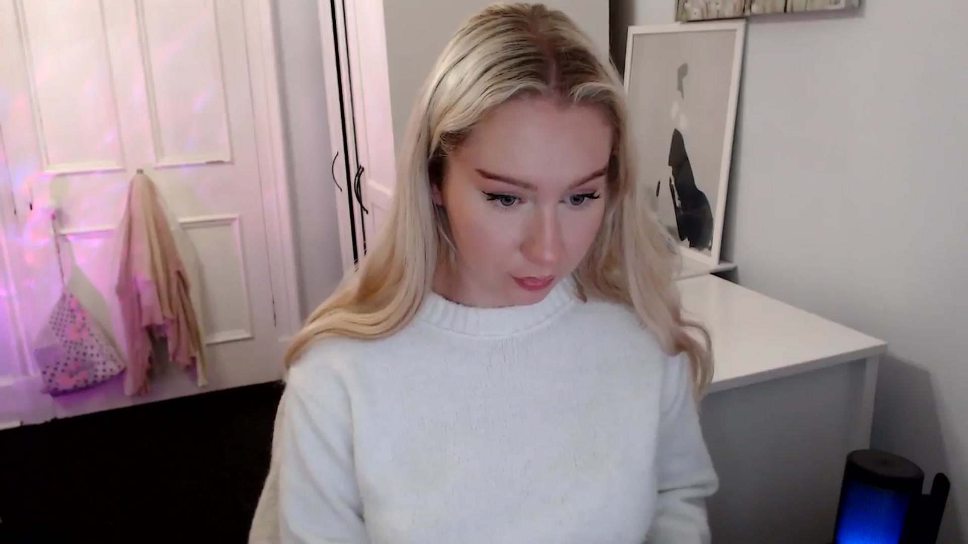Gallery image thumbnail from British_Cutie's myfreecams stream on, 07/05/2025, 21:32 image 17 of 20