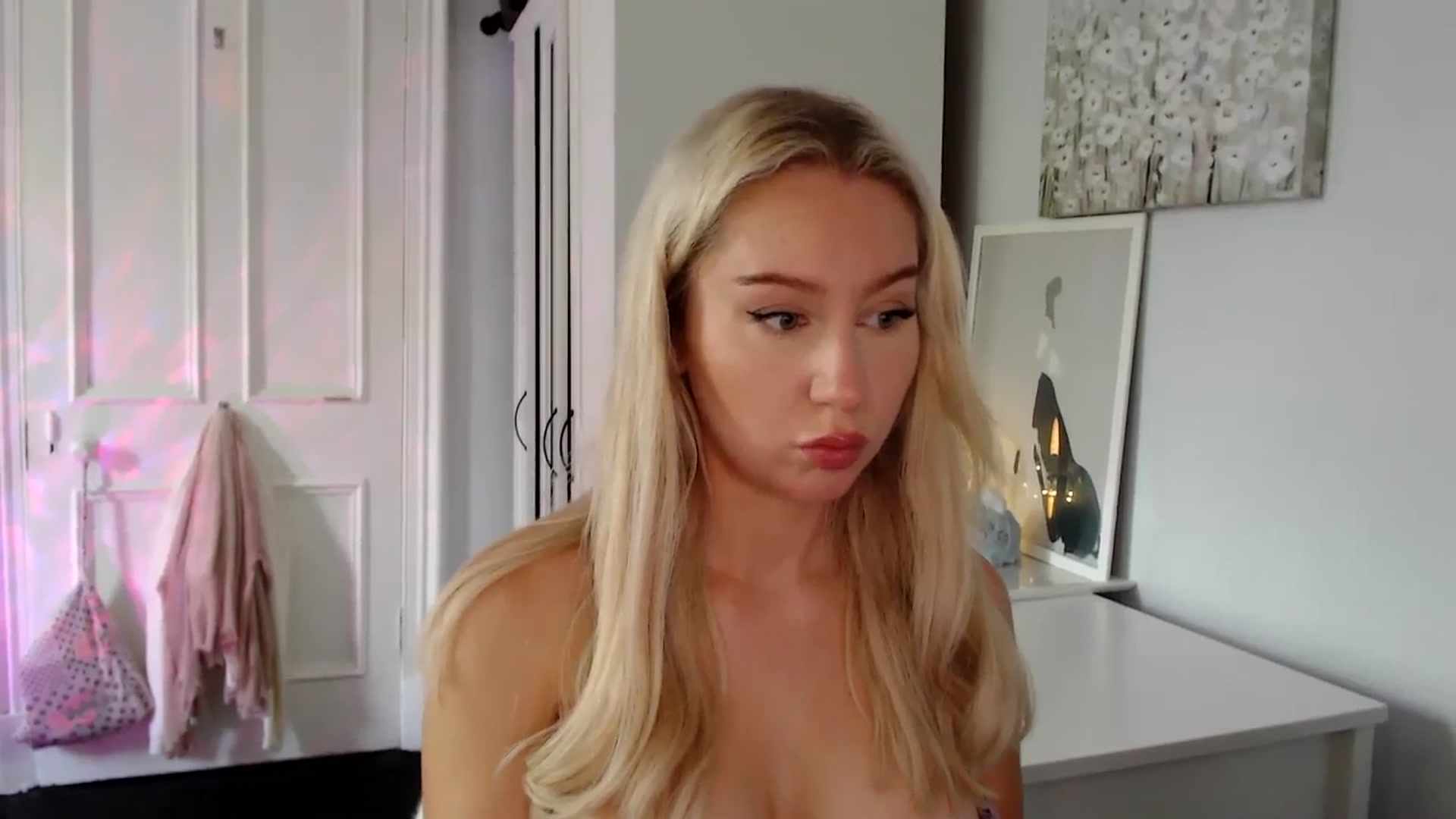 Gallery image thumbnail from British_Cutie's myfreecams stream on, 07/08/2025, 10:51 image 5 of 20