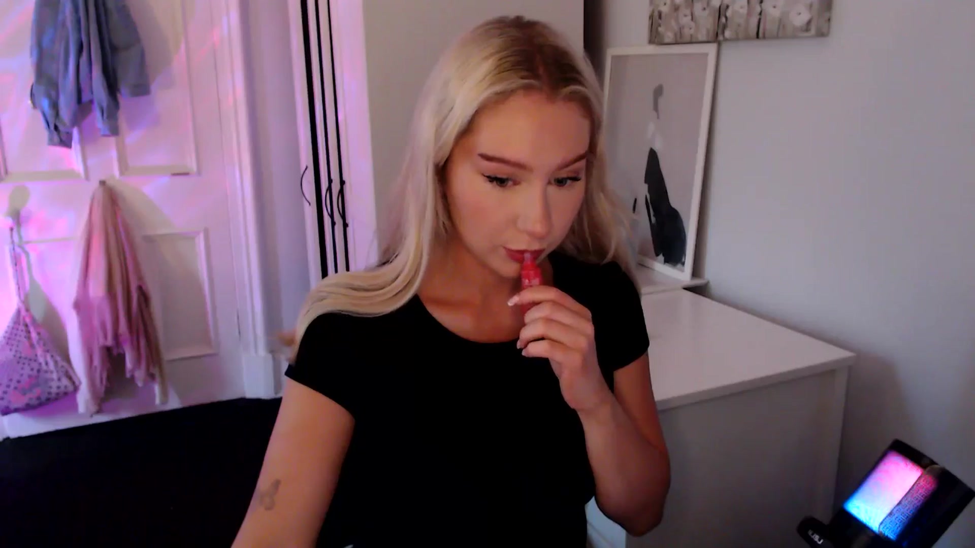 Gallery image thumbnail from British_Cutie's myfreecams stream on, 07/08/2025, 19:47 image 6 of 20