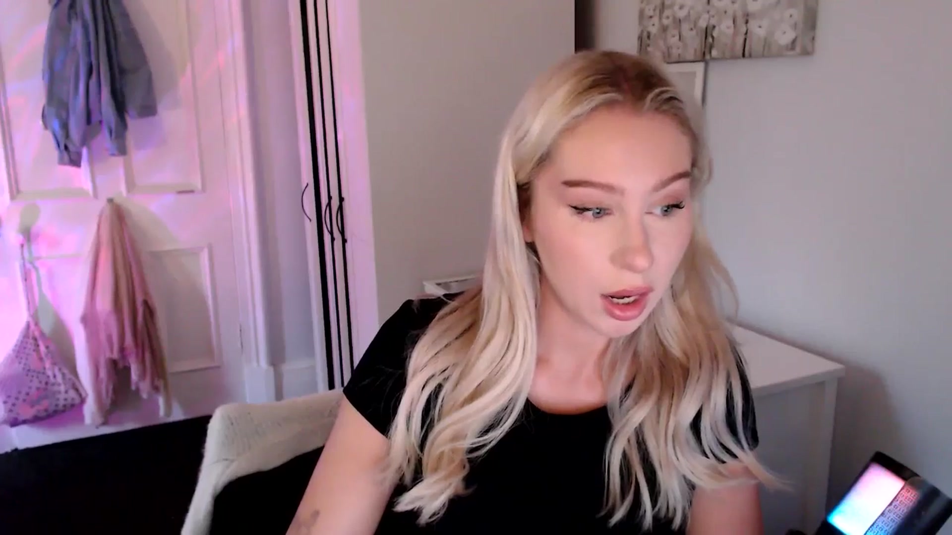 Gallery image thumbnail from British_Cutie's myfreecams stream on, 07/08/2025, 19:47 image 17 of 20