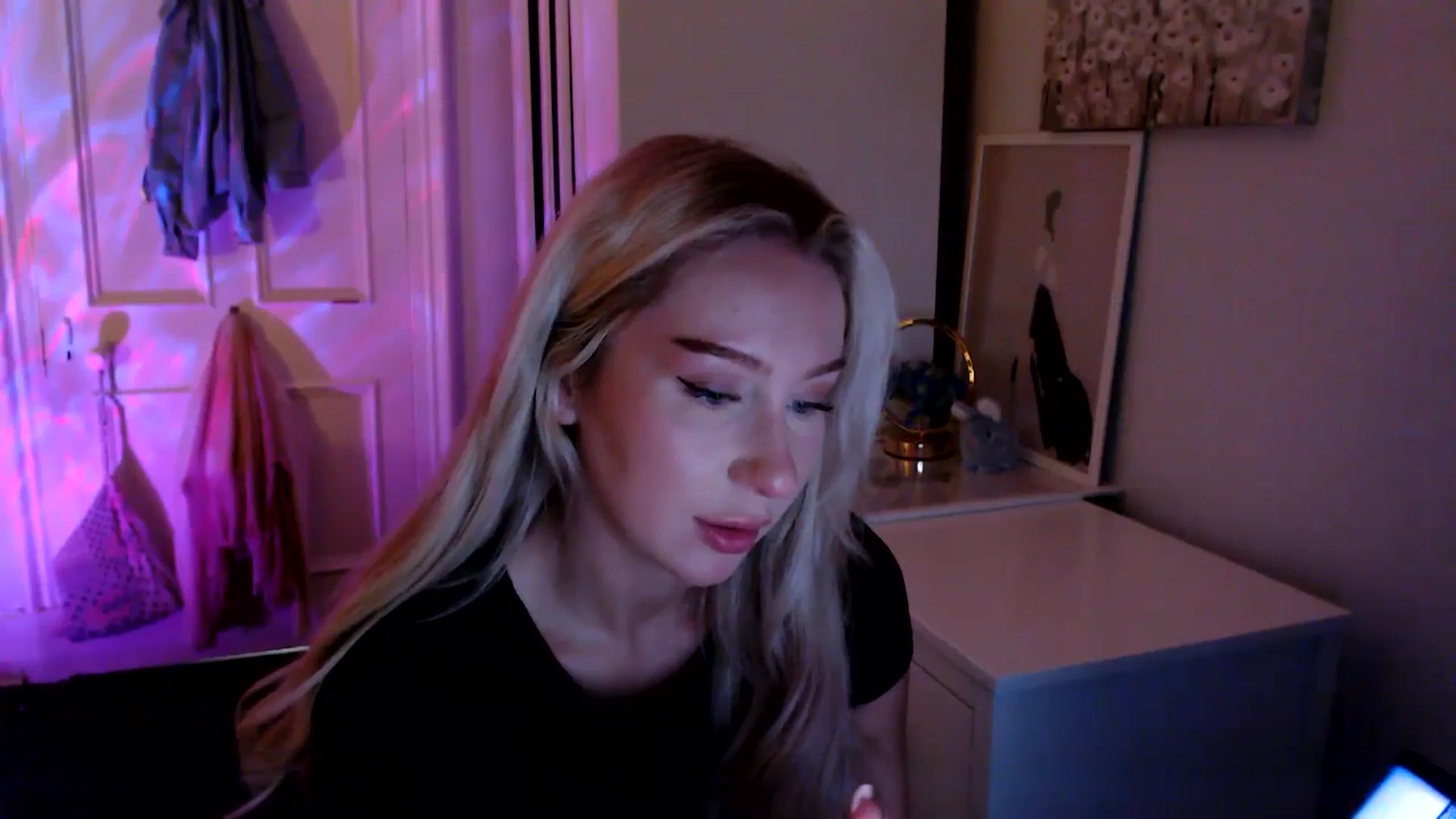 Gallery image thumbnail from British_Cutie's myfreecams stream on, 07/08/2025, 22:50 image 9 of 20