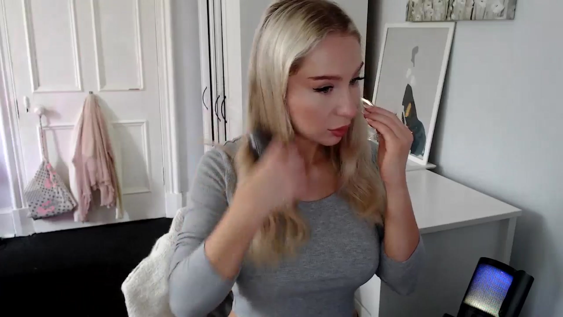 Gallery image thumbnail from British_Cutie's myfreecams stream on, 07/10/2025, 08:56 image 20 of 20