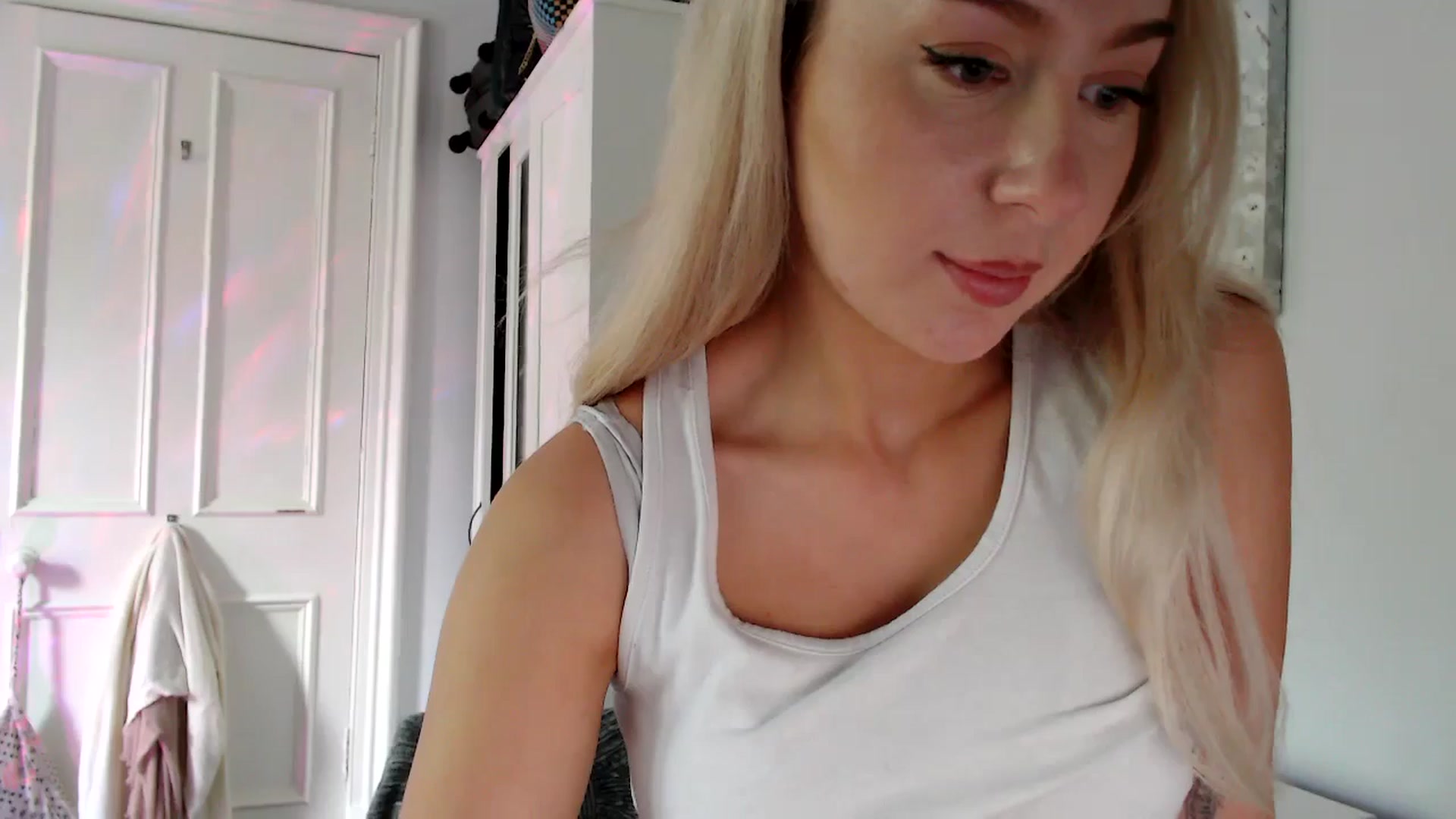 Gallery image thumbnail from British_Cutie's myfreecams stream on, 07/13/2025, 15:14 image 5 of 20