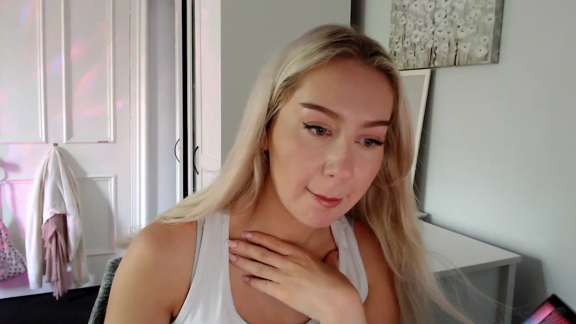 Gallery image thumbnail from British_Cutie's myfreecams stream on, 07/13/2025, 15:14 image 1 of 20