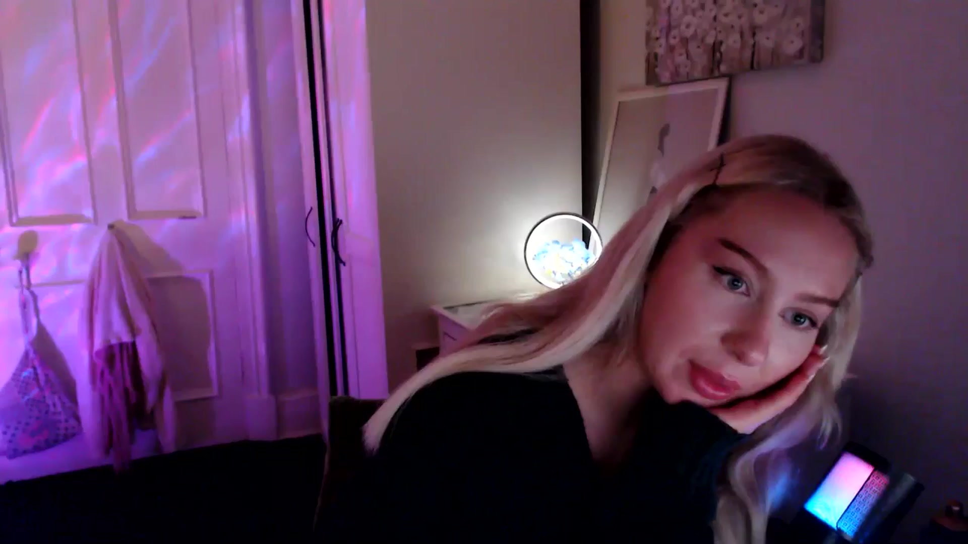 Gallery image thumbnail from British_Cutie's myfreecams stream on, 07/17/2025, 22:36 image 1 of 20