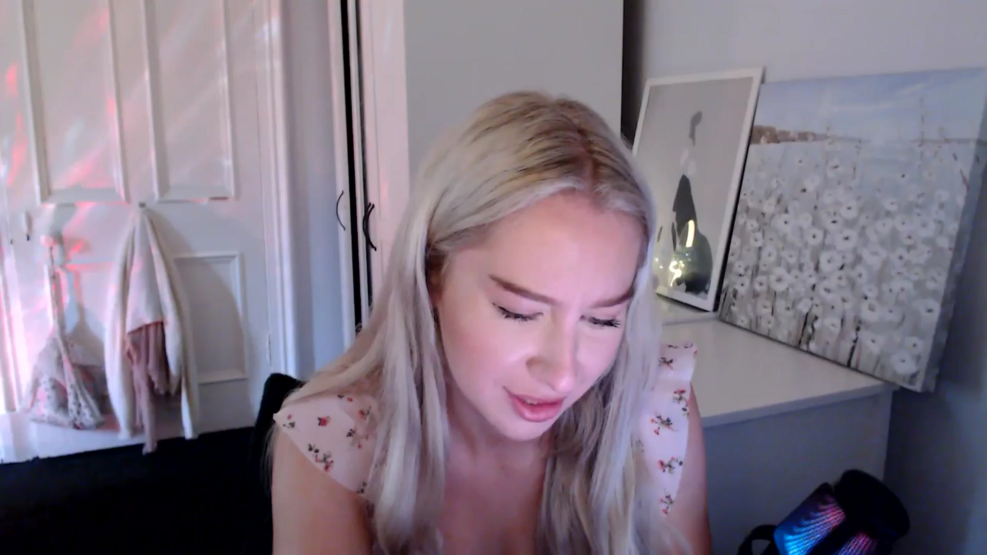 Gallery image thumbnail from British_Cutie's myfreecams stream on, 07/19/2025, 17:11 image 9 of 20