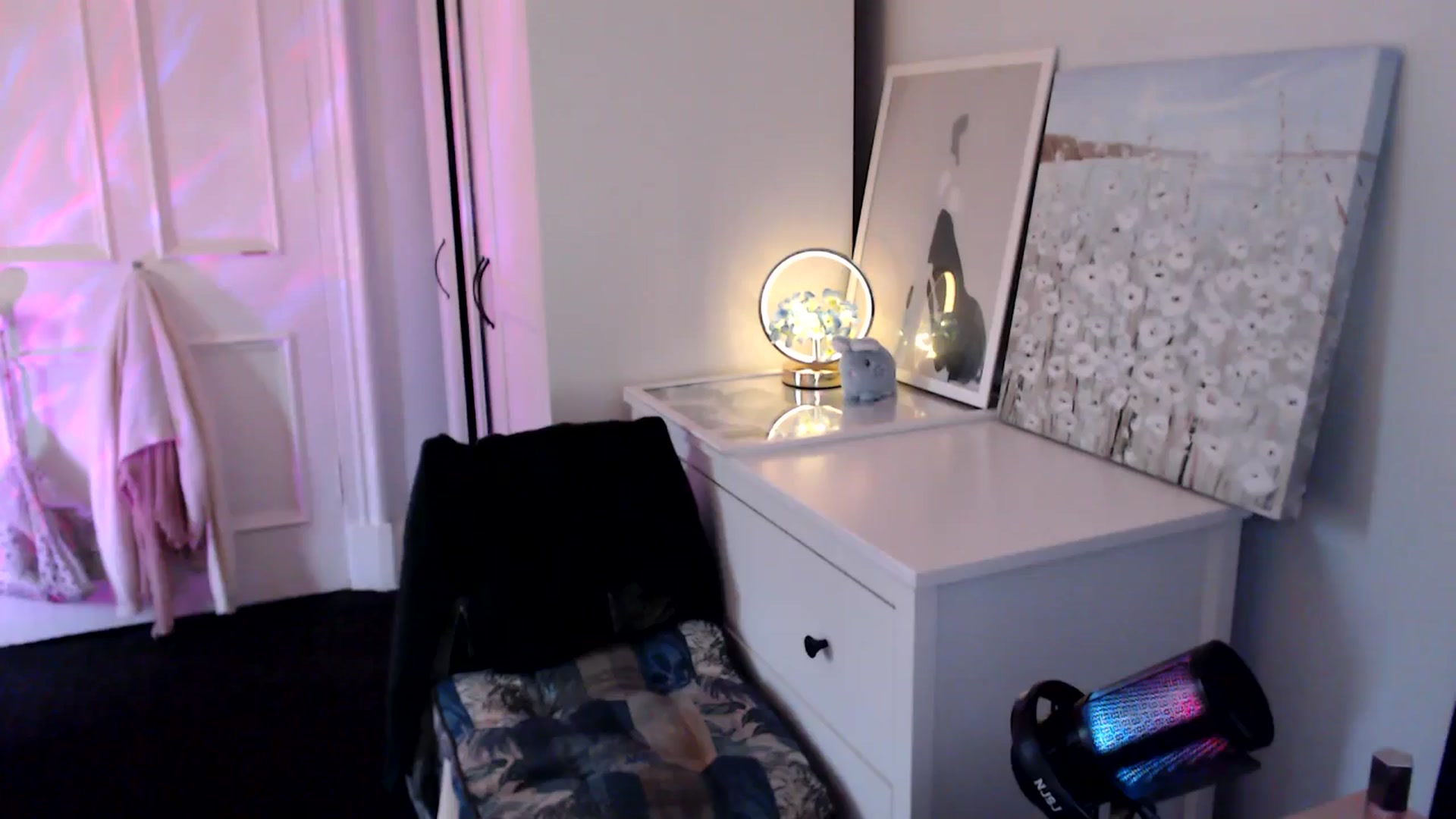 Gallery image thumbnail from British_Cutie's myfreecams stream on, 07/20/2025, 18:38 image 13 of 20