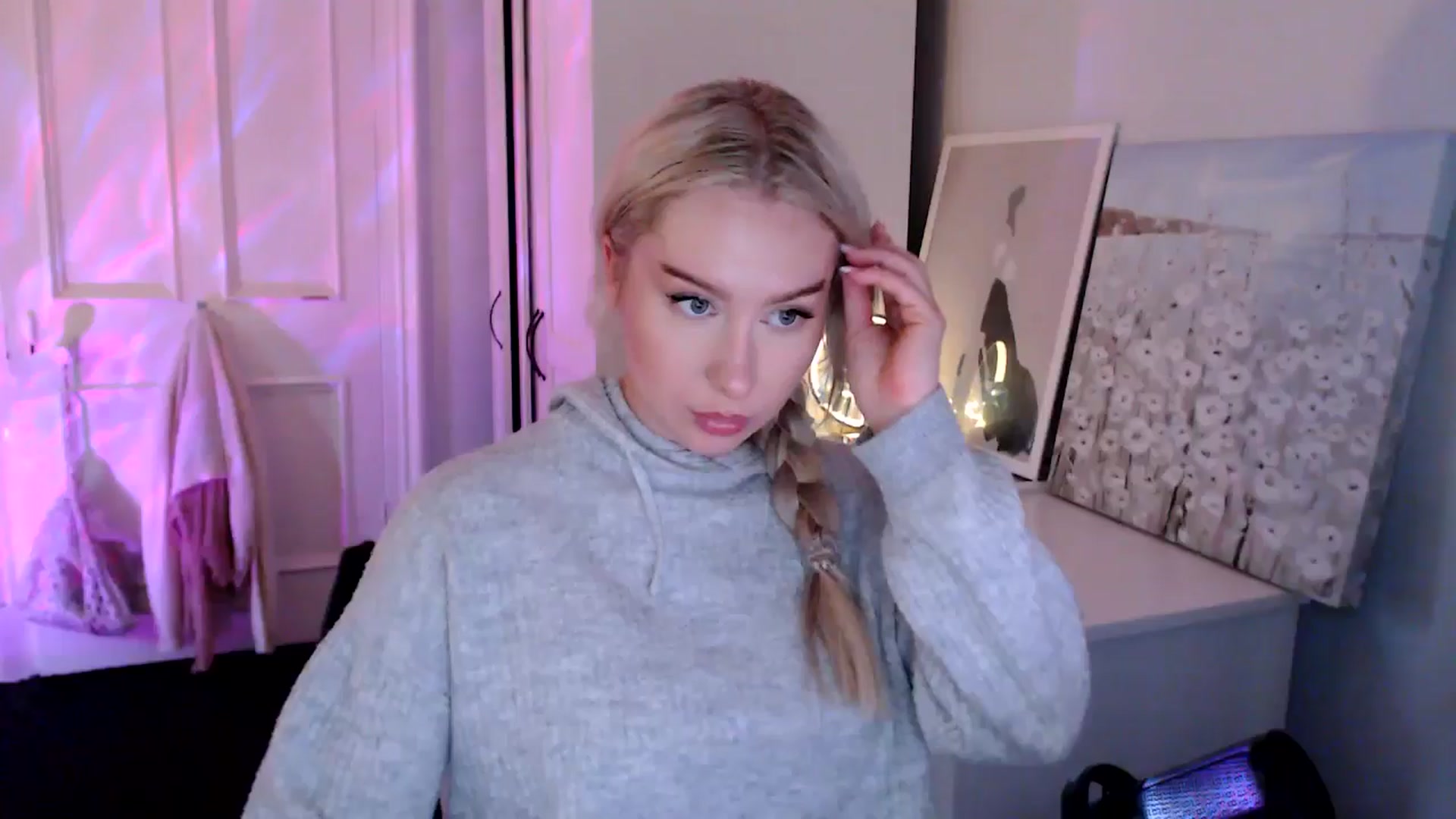 Gallery image thumbnail from British_Cutie's myfreecams stream on, 07/20/2025, 18:38 image 9 of 20