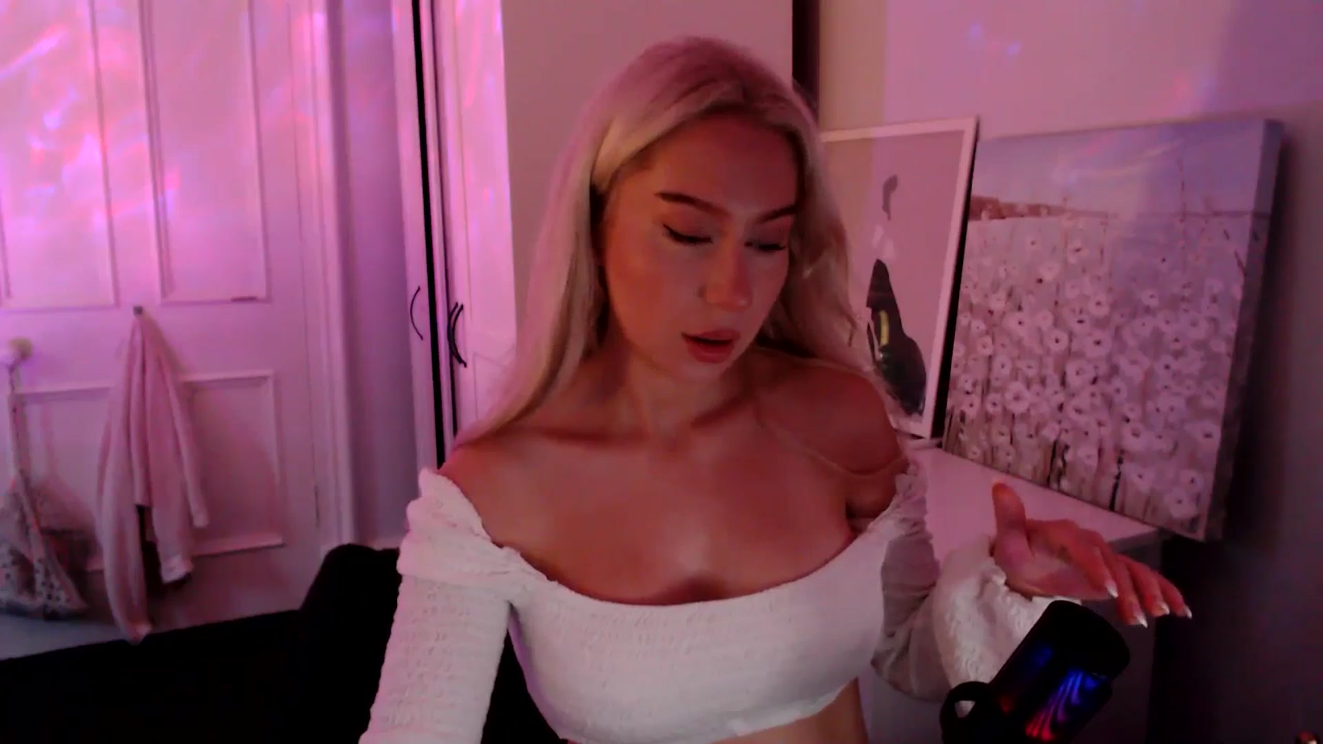 Gallery image thumbnail from British_Cutie's myfreecams stream on, 07/21/2025, 21:53 image 5 of 20