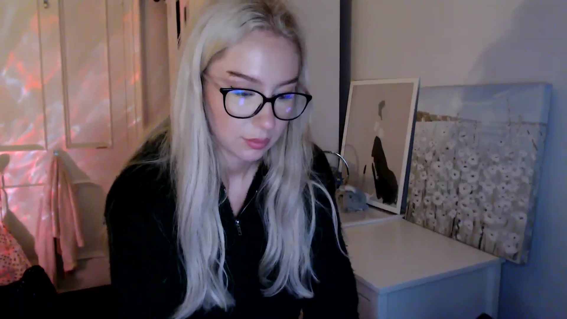 Gallery image thumbnail from British_Cutie's myfreecams stream on, 07/22/2025, 24:35 image 10 of 20