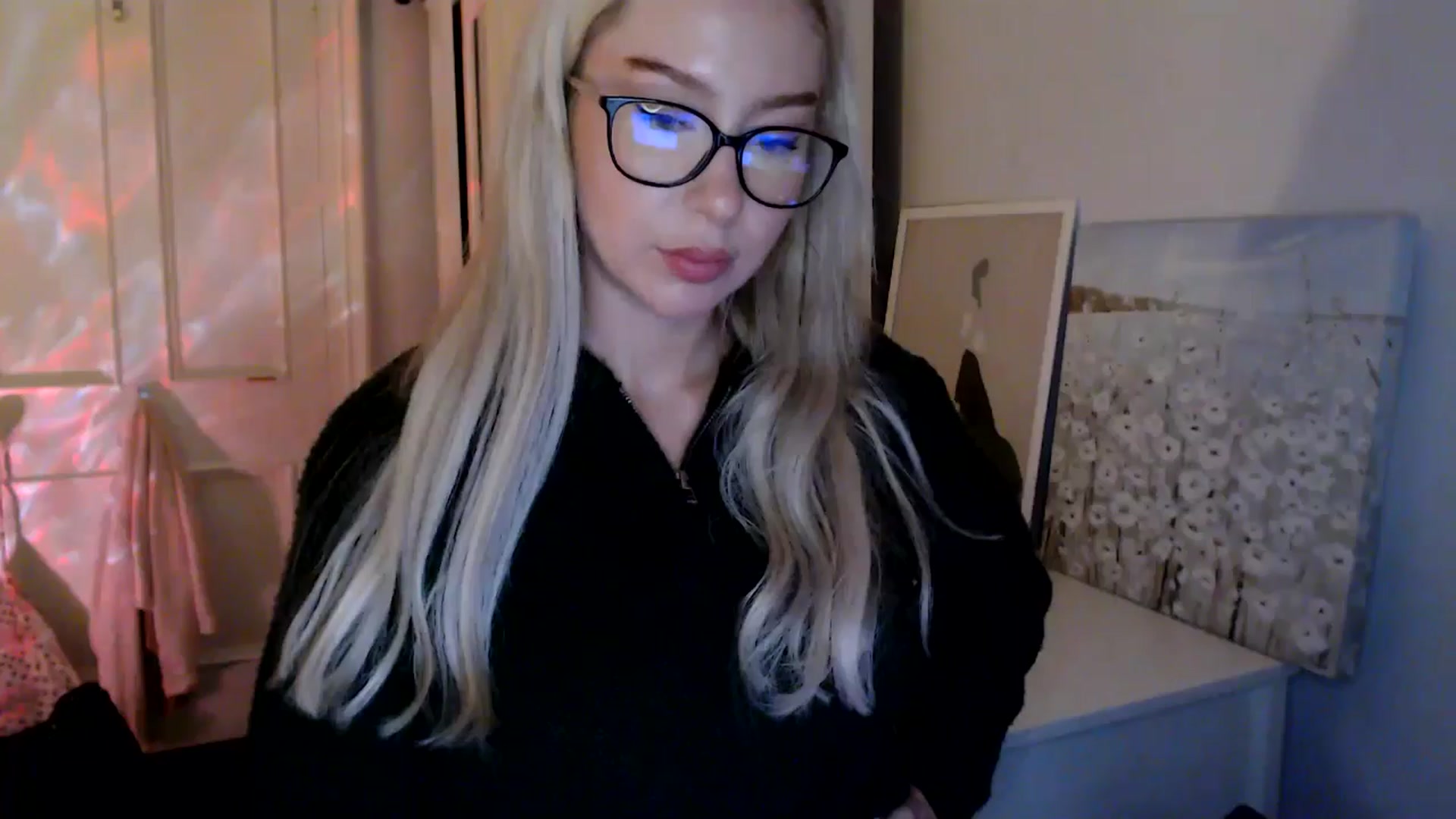 Gallery image thumbnail from British_Cutie's myfreecams stream on, 07/22/2025, 24:35 image 11 of 20