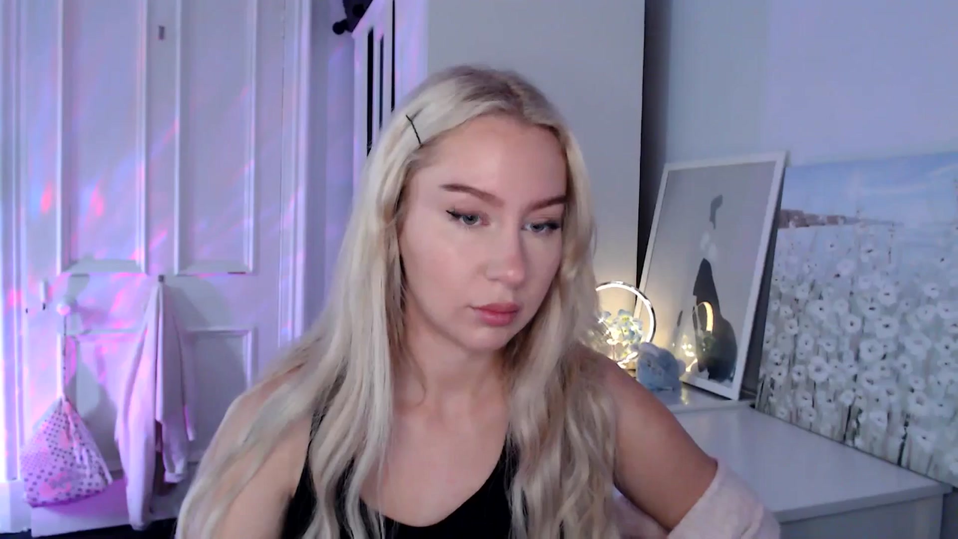 Gallery image thumbnail from British_Cutie's myfreecams stream on, 07/22/2025, 16:02 image 4 of 20