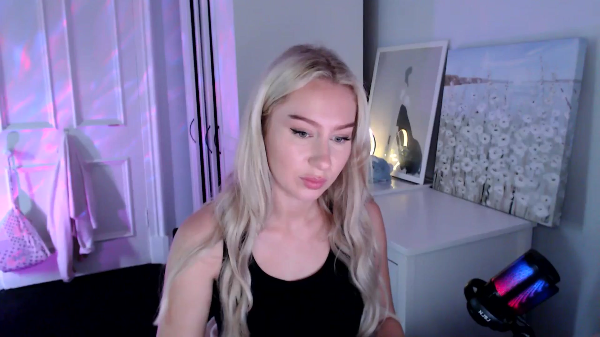 Gallery image thumbnail from British_Cutie's myfreecams stream on, 07/22/2025, 17:23 image 10 of 20