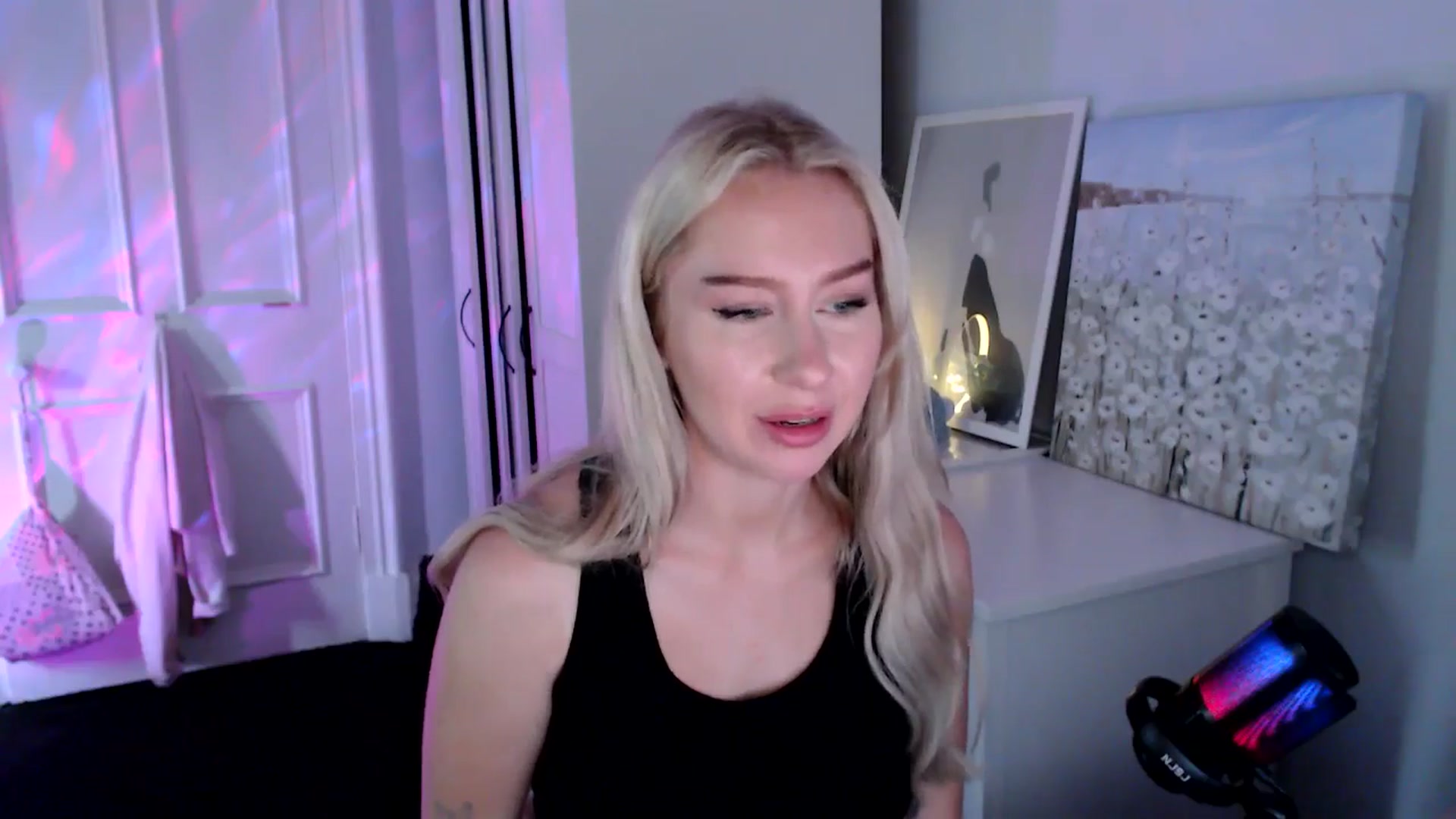 Gallery image thumbnail from British_Cutie's myfreecams stream on, 07/22/2025, 17:23 image 9 of 20