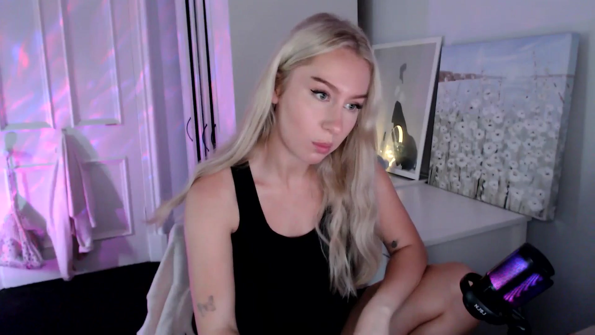 Gallery image thumbnail from British_Cutie's myfreecams stream on, 07/22/2025, 17:23 image 17 of 20