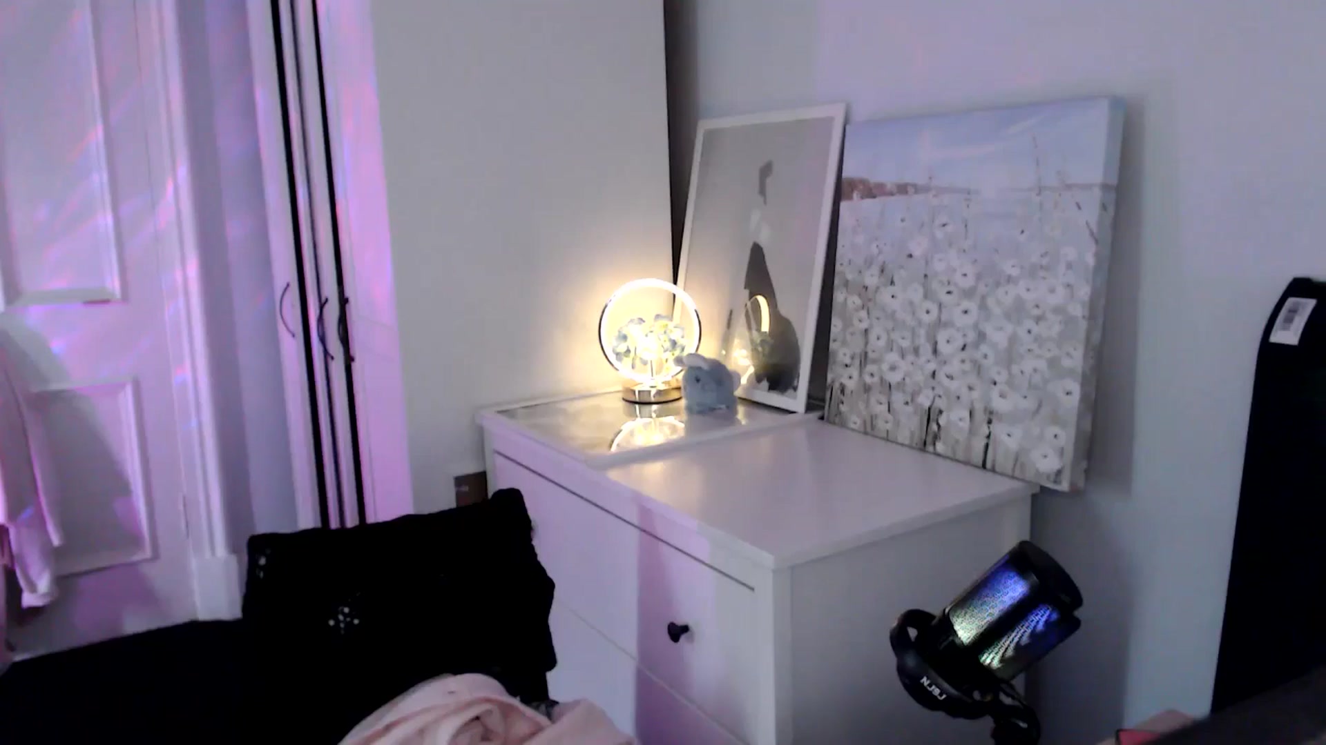Gallery image thumbnail from British_Cutie's myfreecams stream on, 07/22/2025, 17:23 image 15 of 20