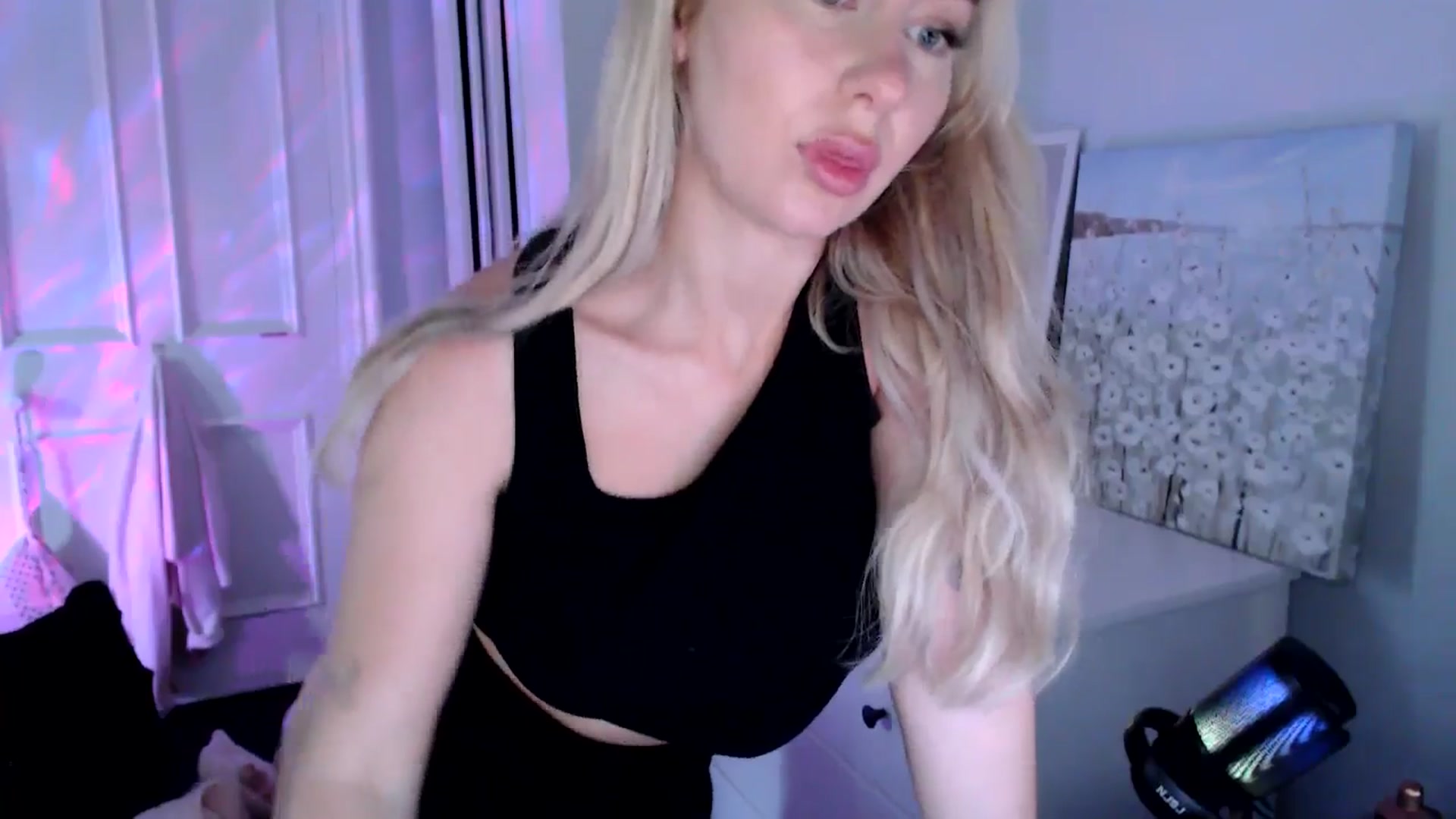 Gallery image thumbnail from British_Cutie's myfreecams stream on, 07/22/2025, 17:23 image 5 of 20