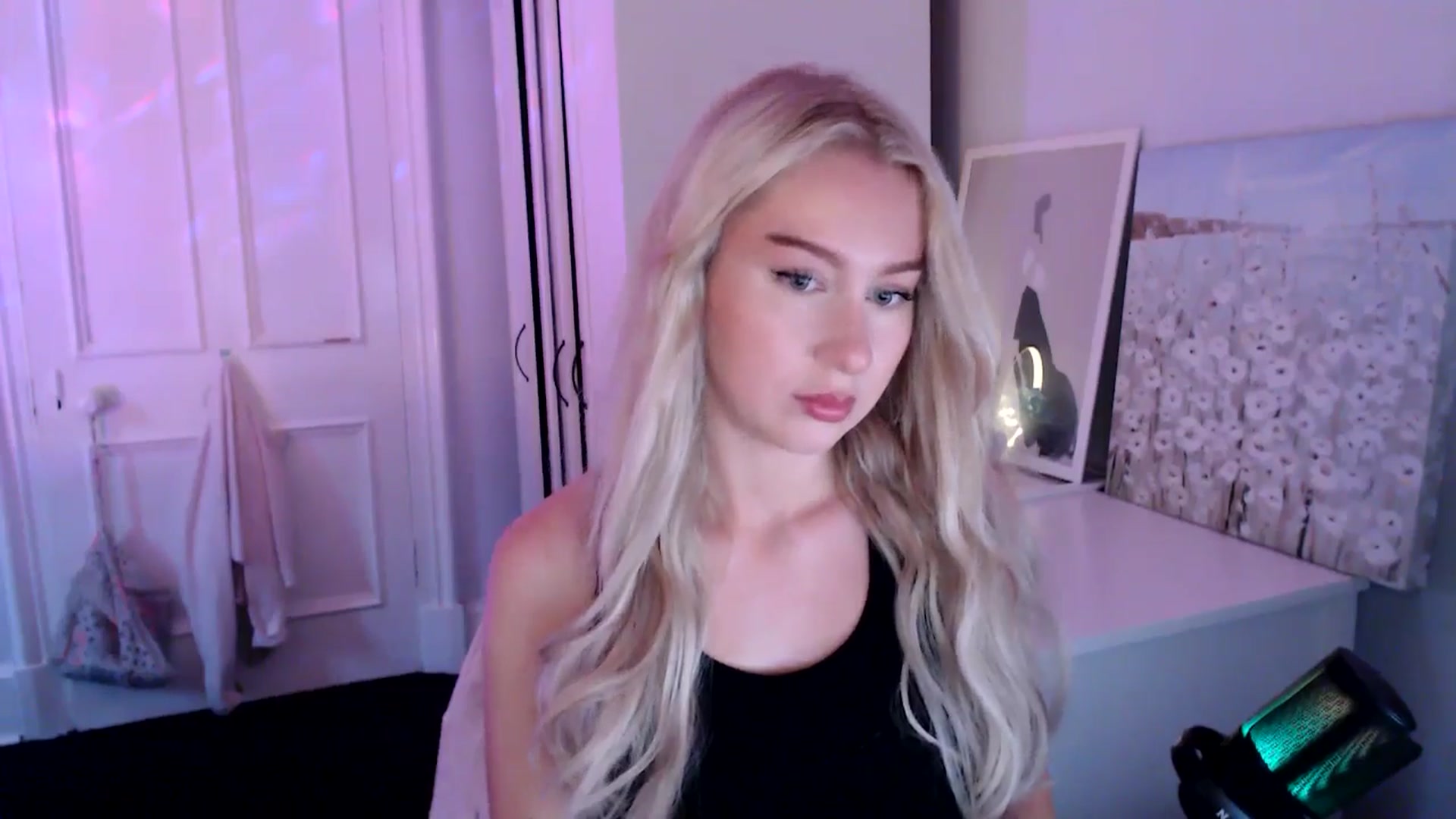 Gallery image thumbnail from British_Cutie's myfreecams stream on, 07/22/2025, 20:06 image 13 of 20