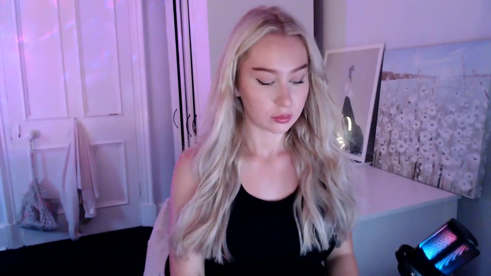 Gallery image thumbnail from British_Cutie's myfreecams stream on, 07/22/2025, 20:06 image 10 of 20