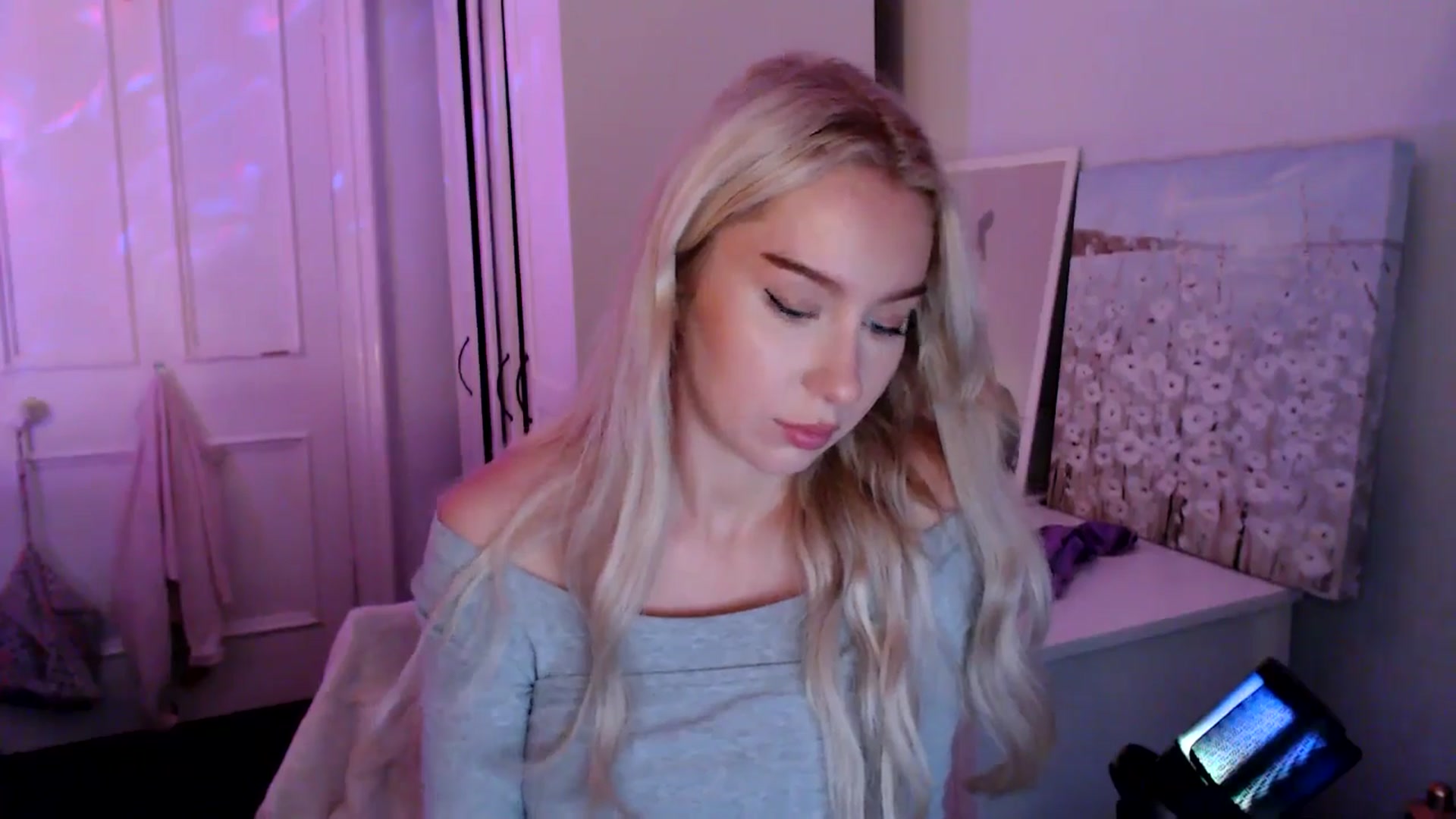 Gallery image thumbnail from British_Cutie's myfreecams stream on, 07/22/2025, 22:07 image 10 of 20