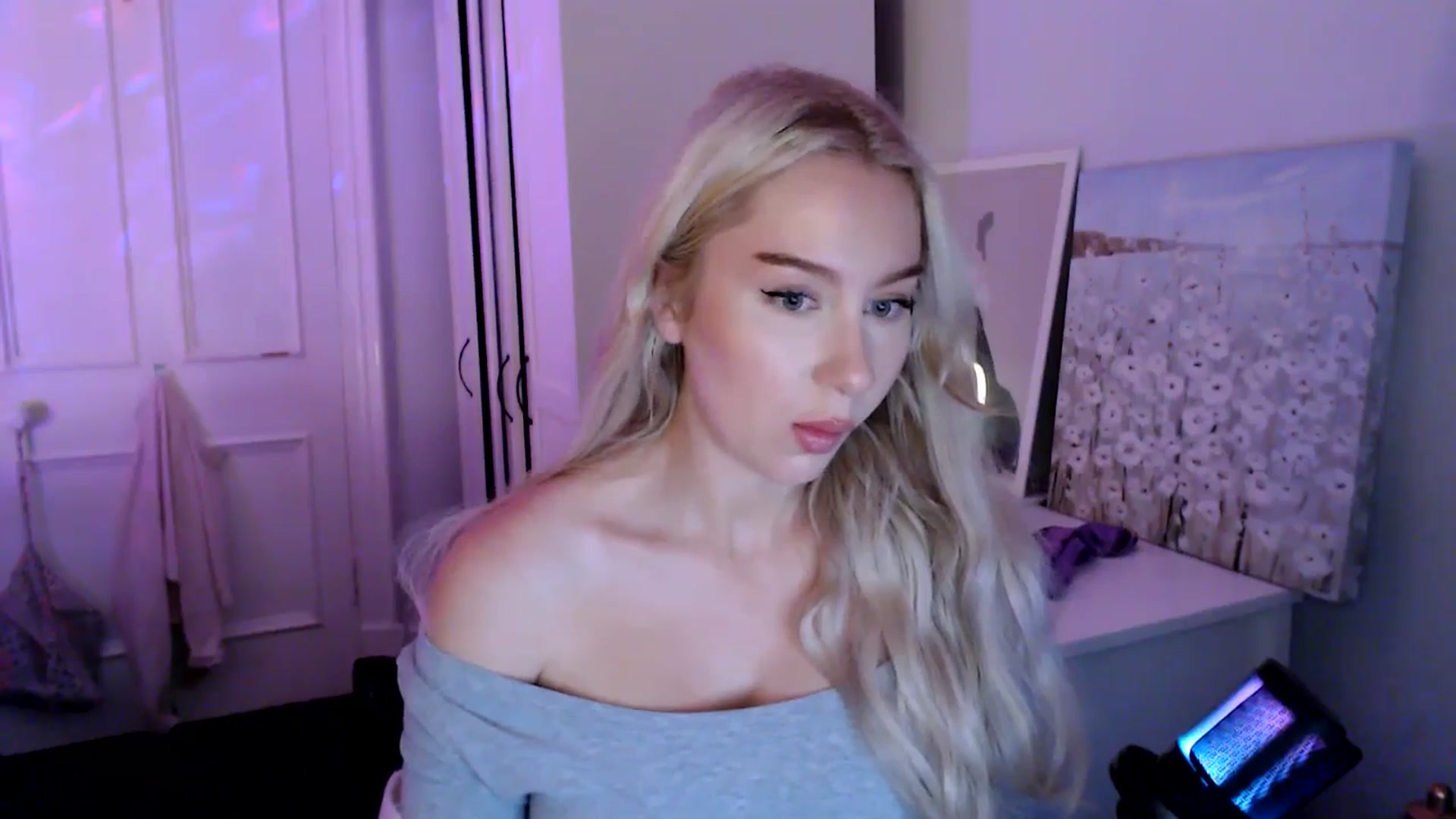 Gallery image thumbnail from British_Cutie's myfreecams stream on, 07/22/2025, 22:07 image 6 of 20