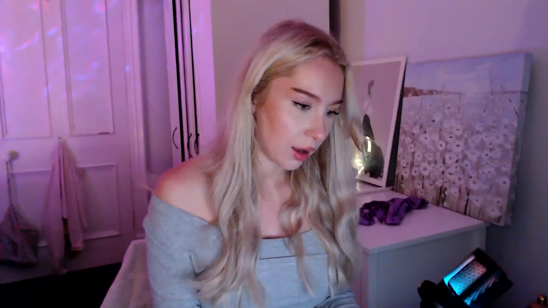 Gallery image thumbnail from British_Cutie's myfreecams stream on, 07/22/2025, 22:07 image 8 of 20