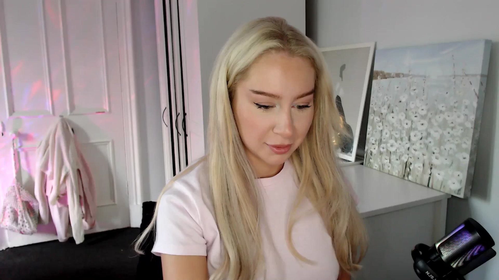 Gallery image thumbnail from British_Cutie's myfreecams stream on, 07/23/2025, 19:06 image 4 of 20