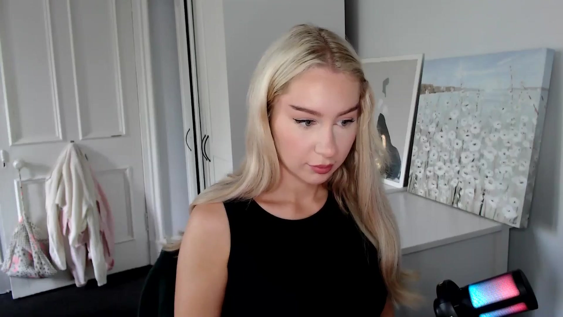 Gallery image thumbnail from British_Cutie's myfreecams stream on, 07/24/2025, 16:59 image 3 of 20