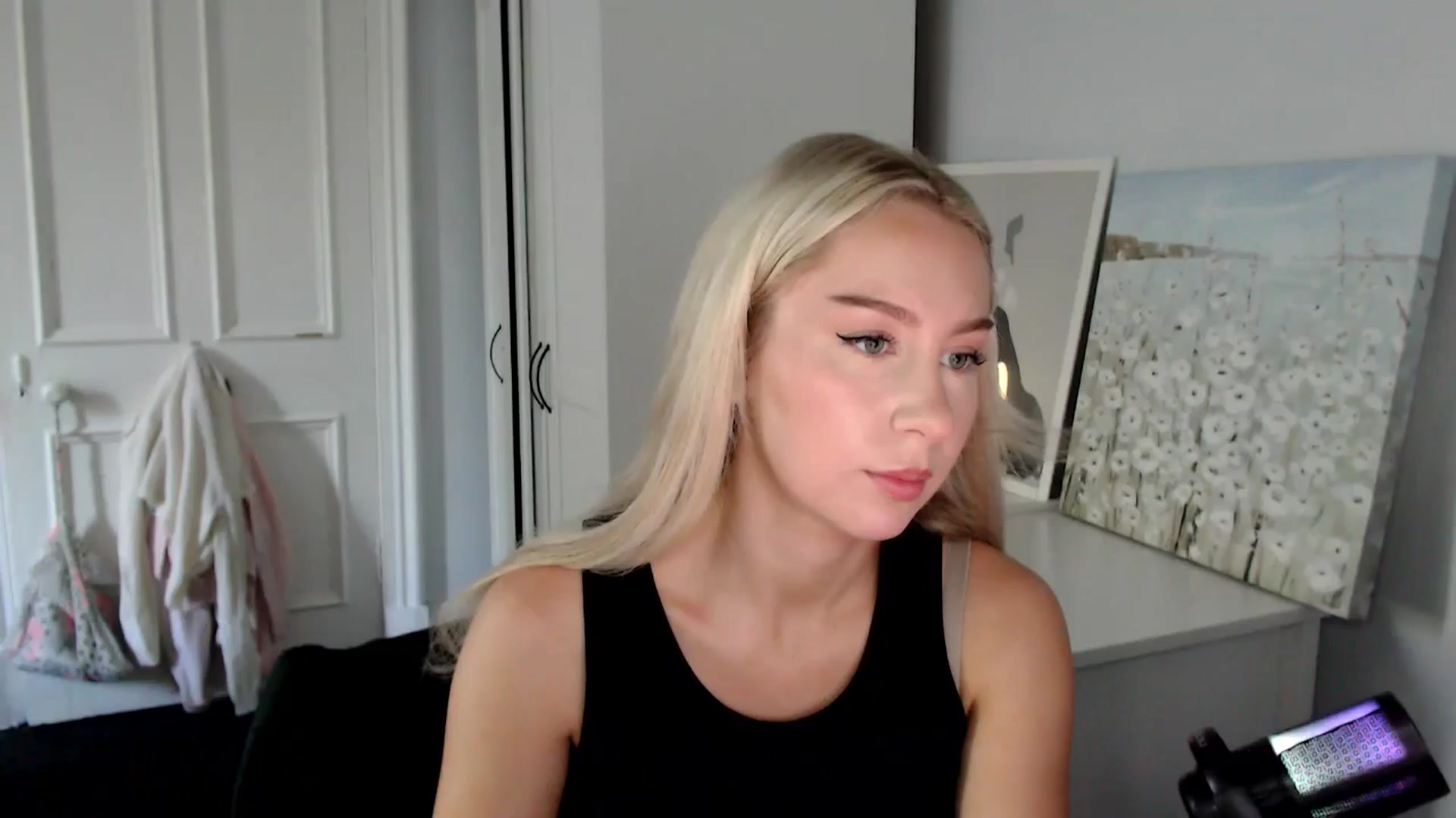 Gallery image thumbnail from British_Cutie's myfreecams stream on, 07/24/2025, 16:59 image 12 of 20