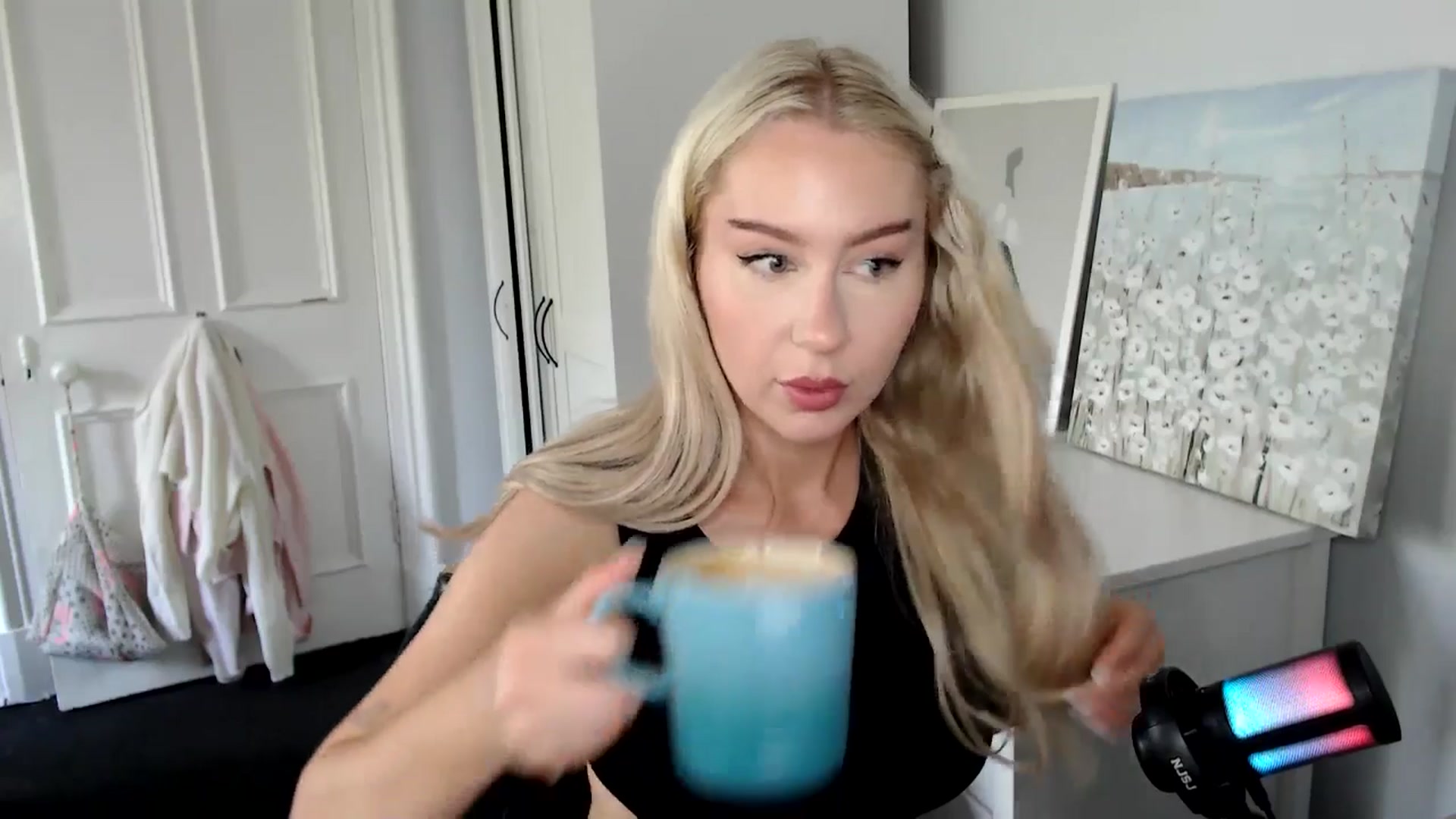 Gallery image thumbnail from British_Cutie's myfreecams stream on, 07/24/2025, 16:59 image 2 of 20